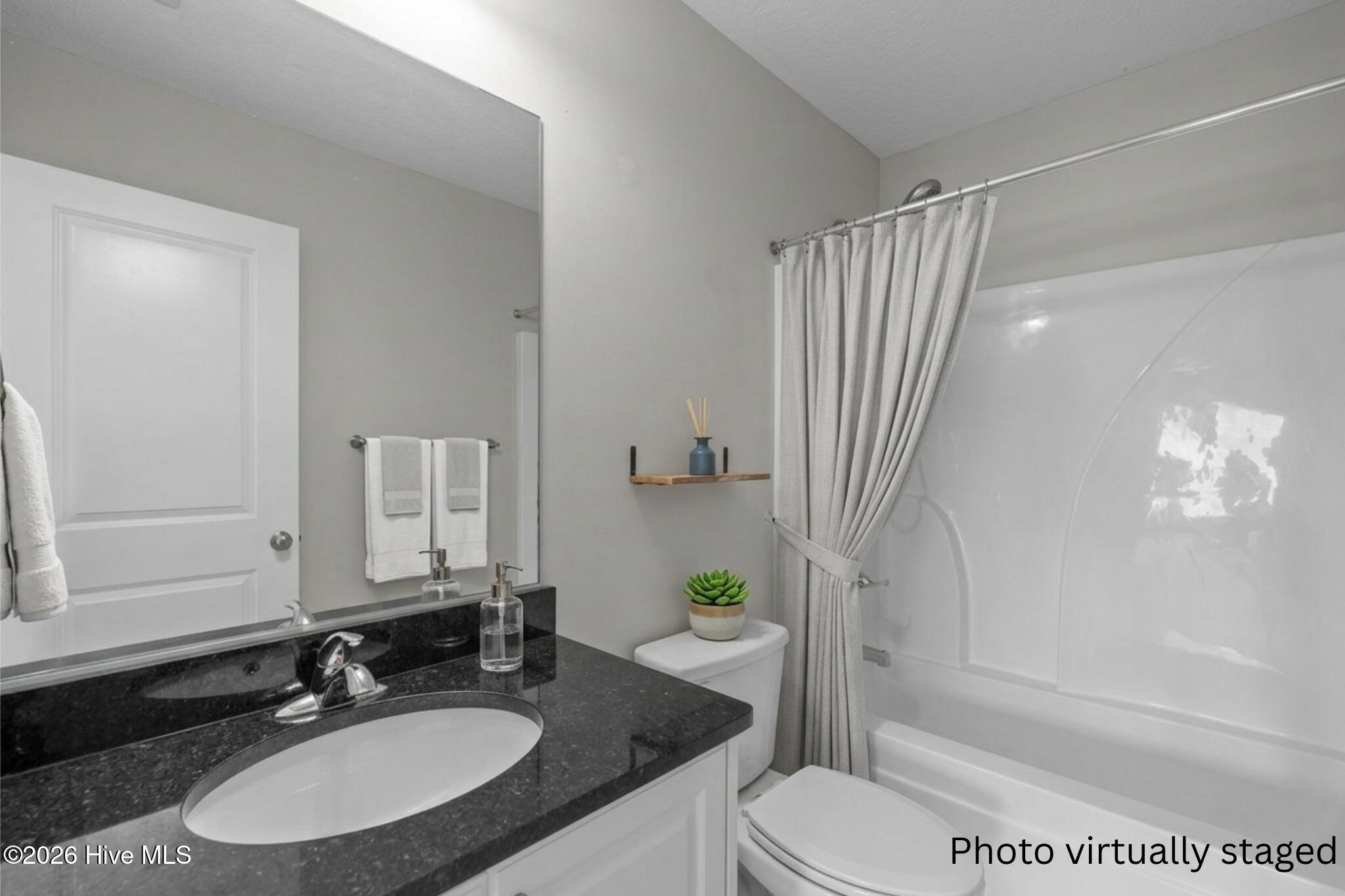 659 Aberdeen Circle Property Photo 9
