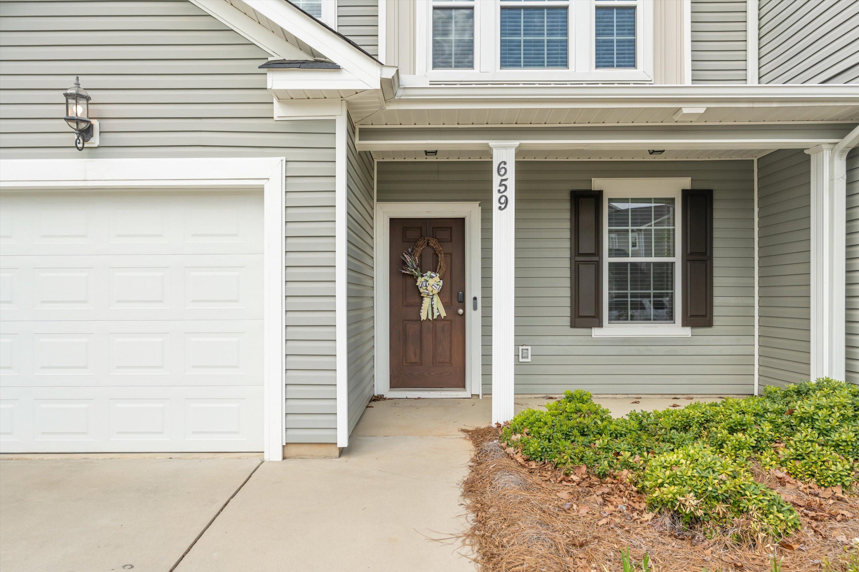 659 Aberdeen Circle Property Photo 11