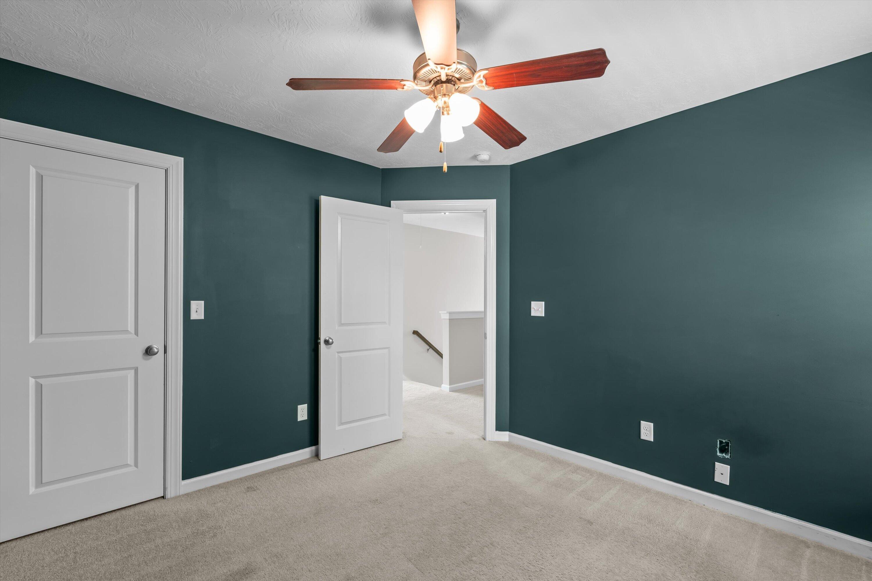 659 Aberdeen Circle Property Photo 27
