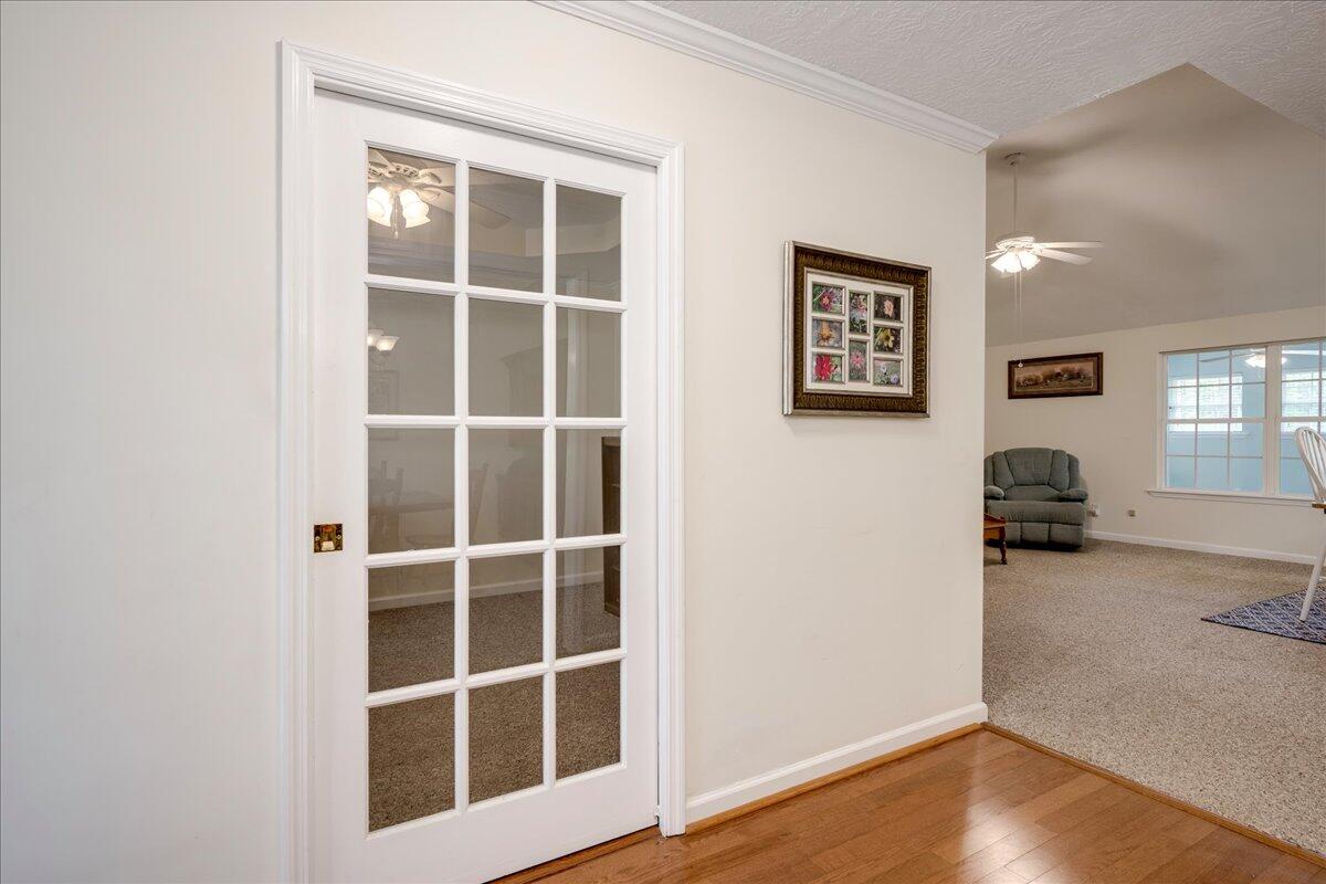 1504 Greiner Circle Property Photo 8