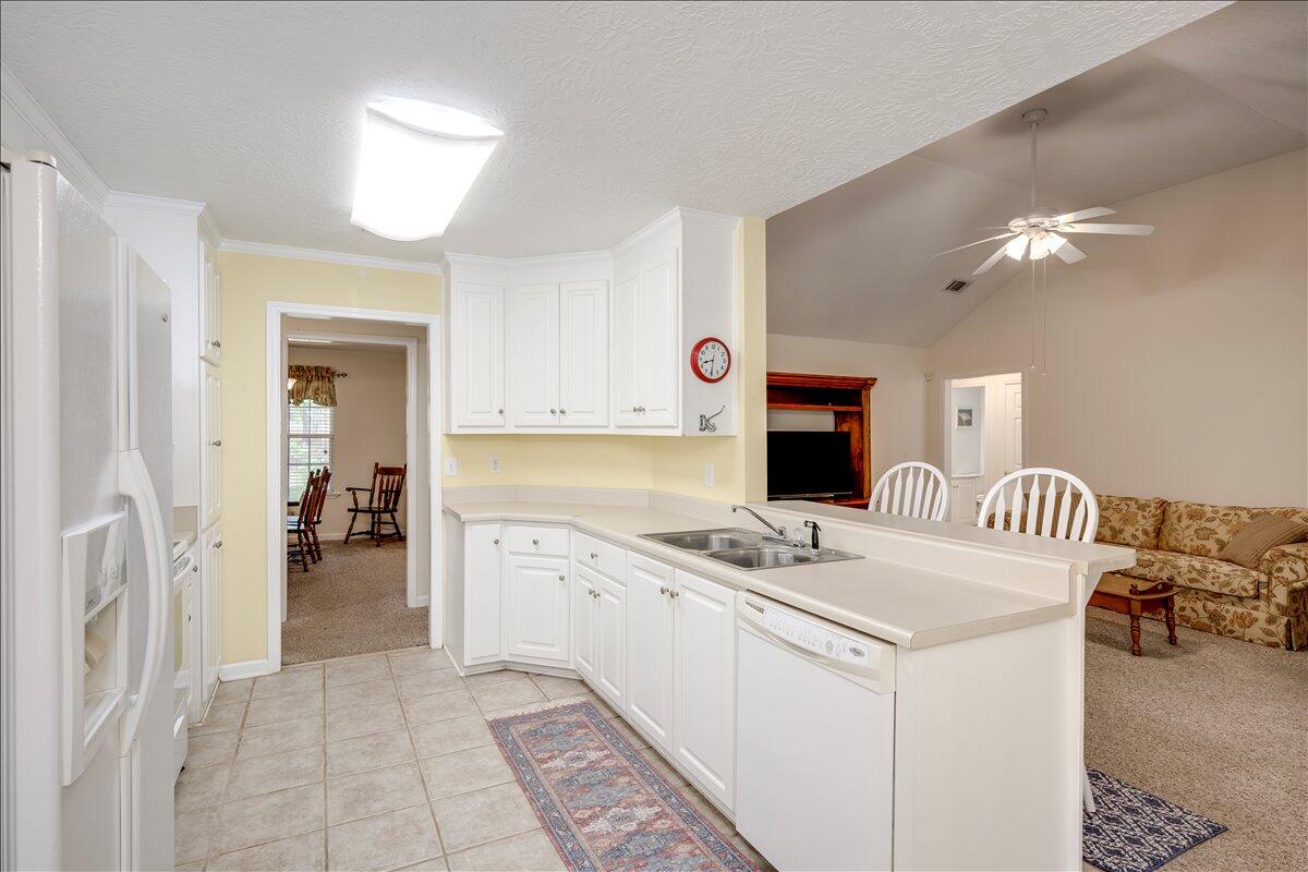 1504 Greiner Circle Property Photo 13