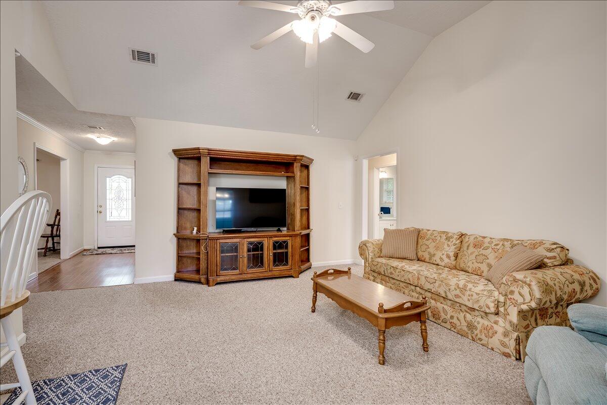 1504 Greiner Circle Property Photo 17