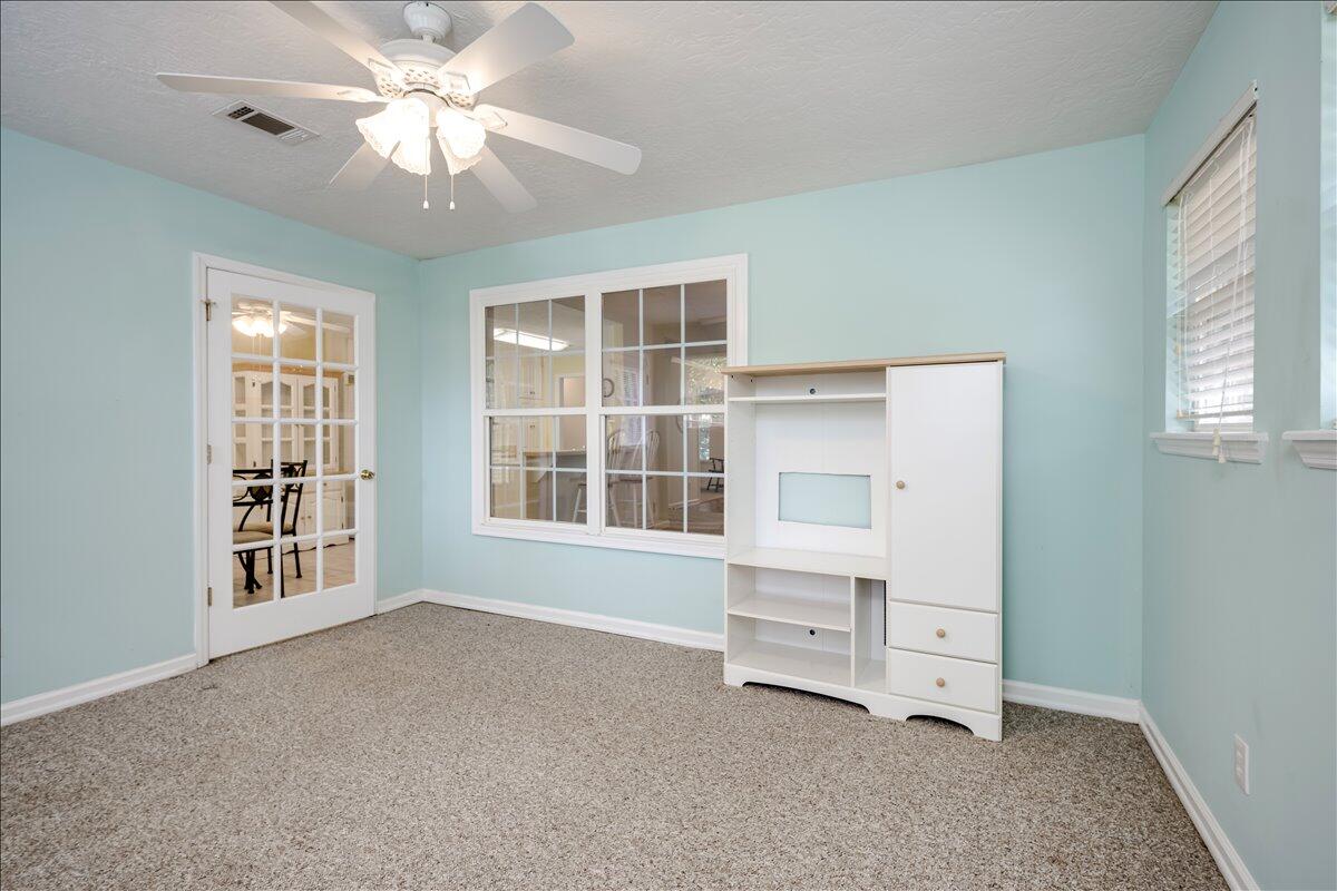 1504 Greiner Circle Property Photo 22
