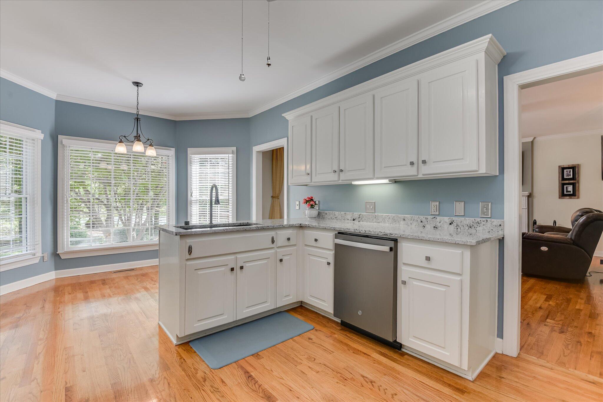 66 Waters Edge Drive Property Photo 11