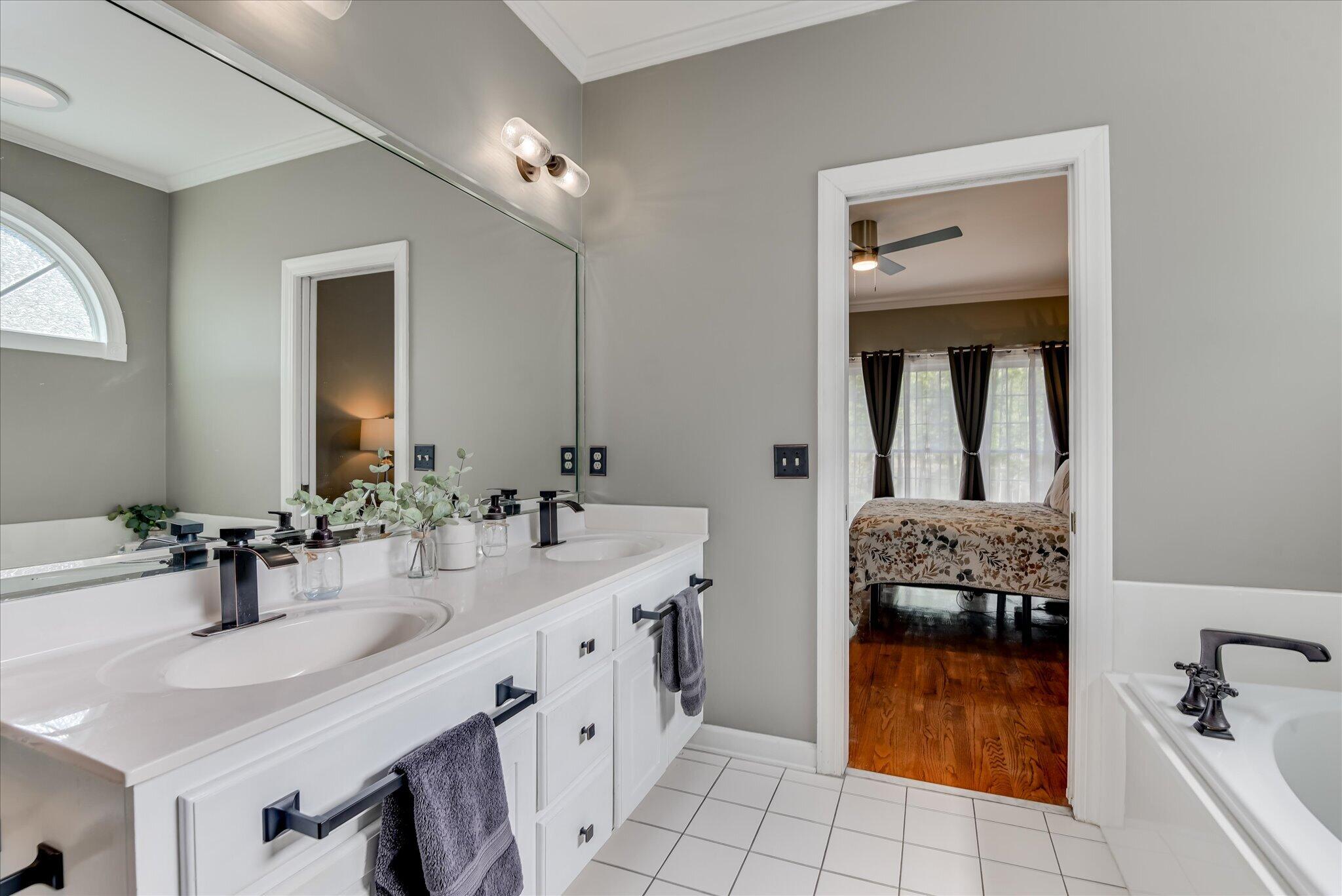 66 Waters Edge Drive Property Photo 20