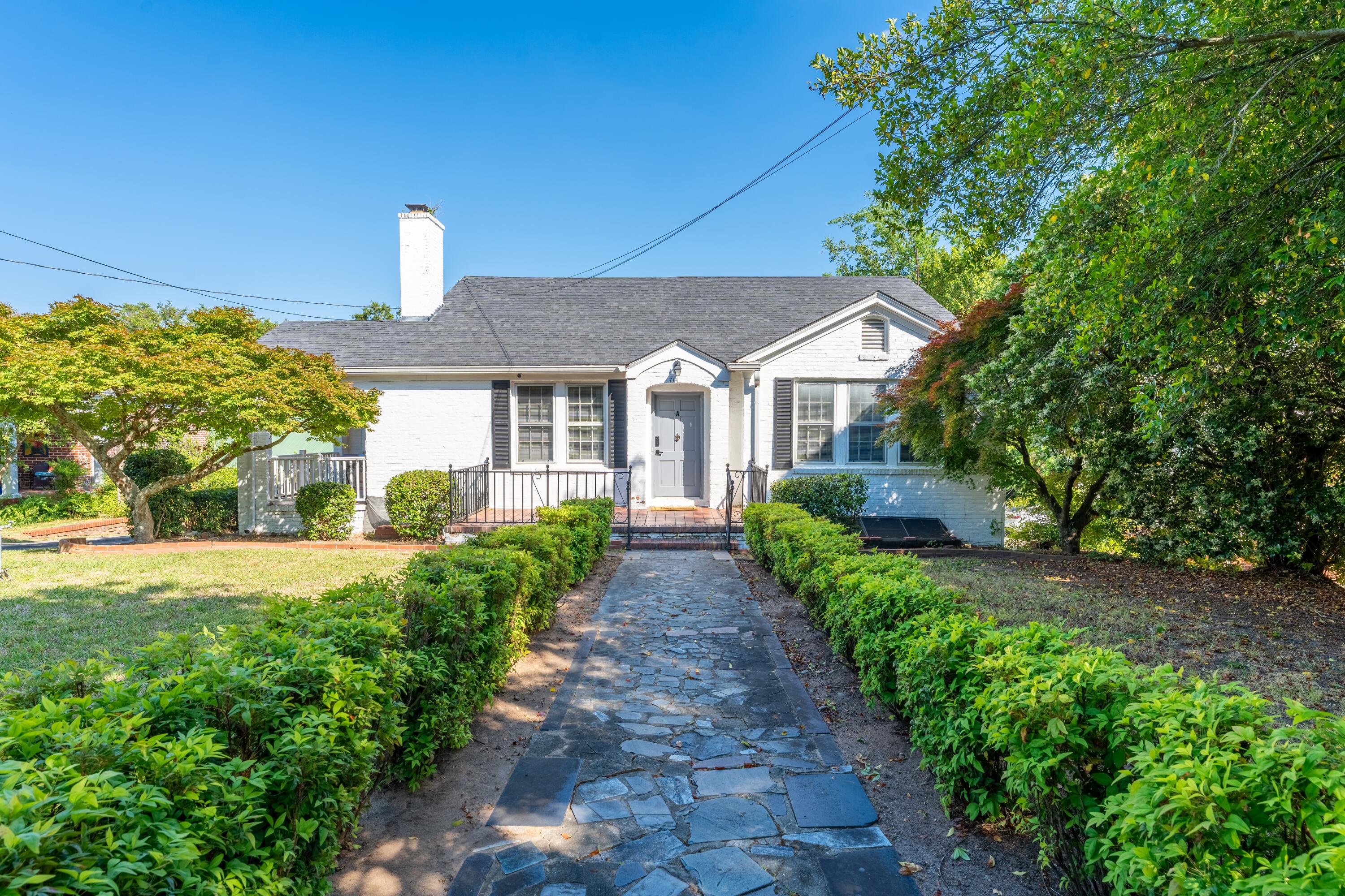 714 Hickman Road Property Photo 1