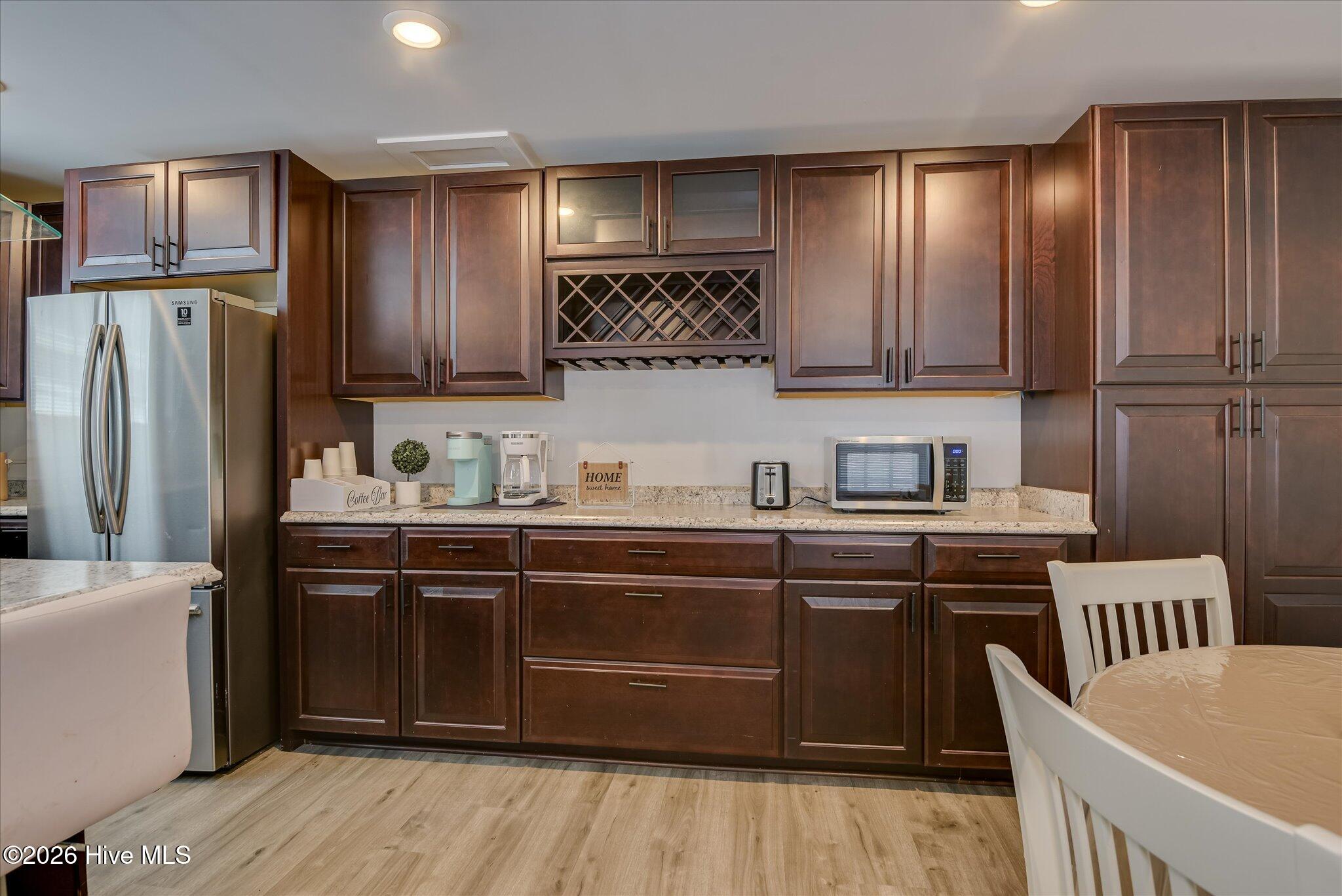 714 Hickman Road Property Photo 31