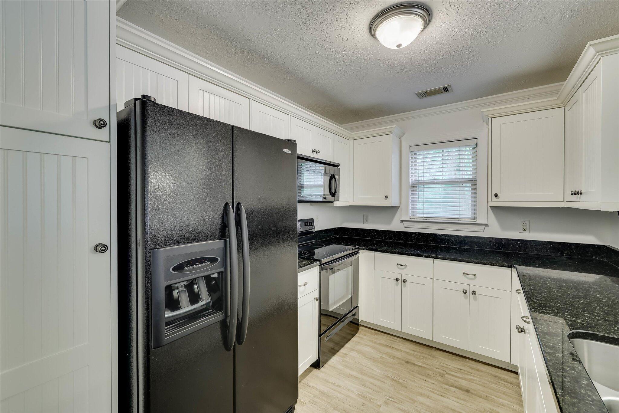 350 Connor Circle Property Photo 15