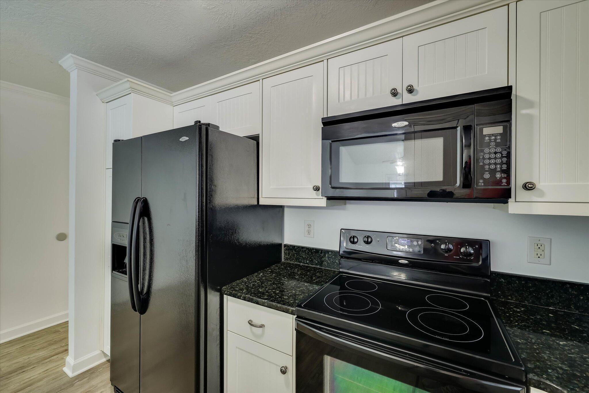 350 Connor Circle Property Photo 17