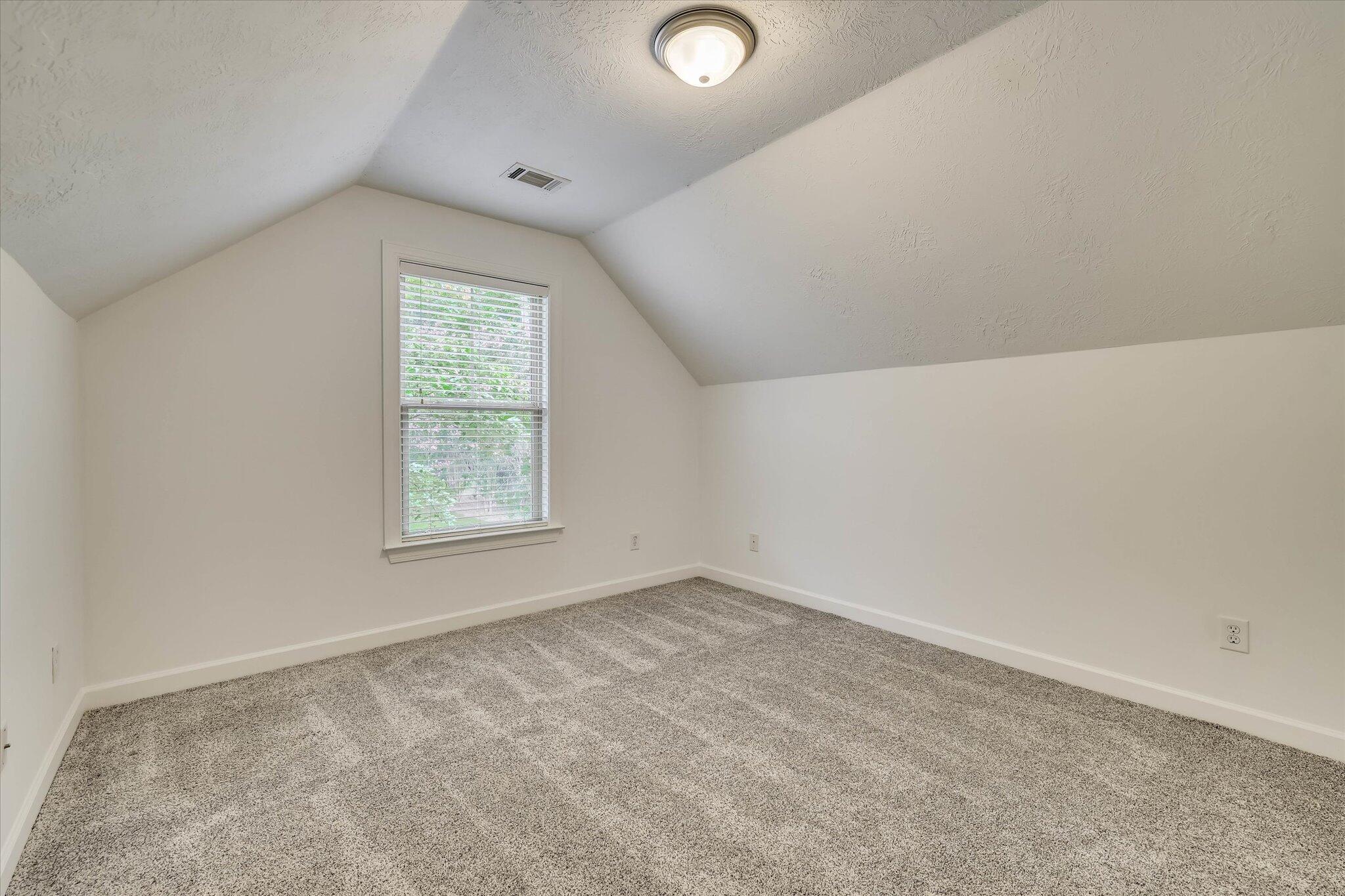 350 Connor Circle Property Photo 30