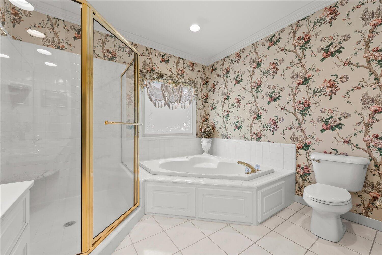 203 W Kestwick Drive Property Photo 24