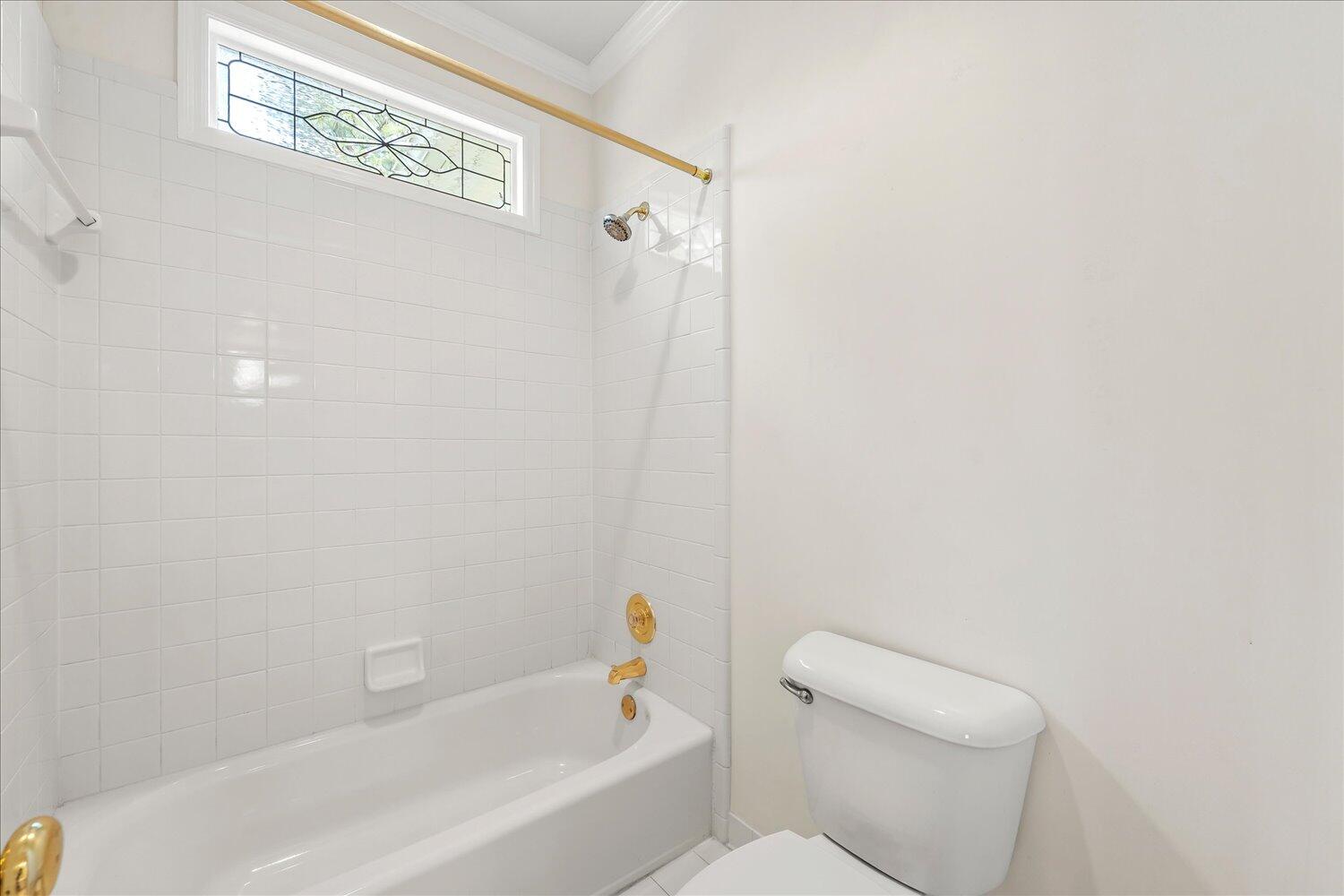 203 W Kestwick Drive Property Photo 30