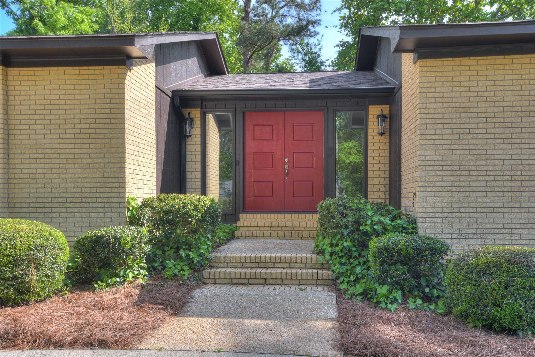 31 Deerwood Drive Property Photo 3