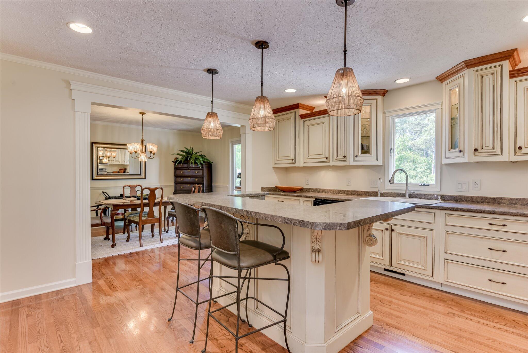 31 Deerwood Drive Property Photo 6