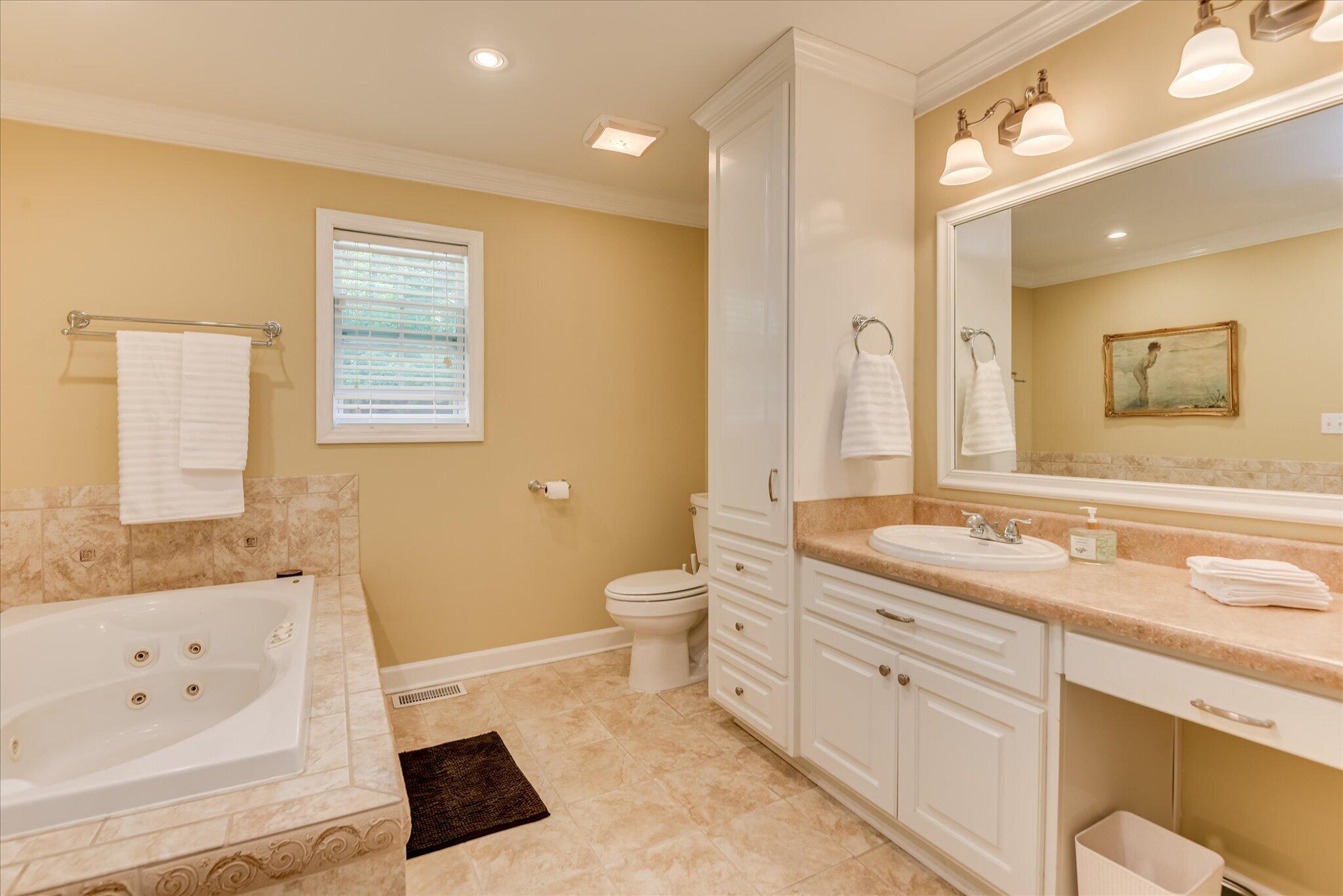 31 Deerwood Drive Property Photo 15