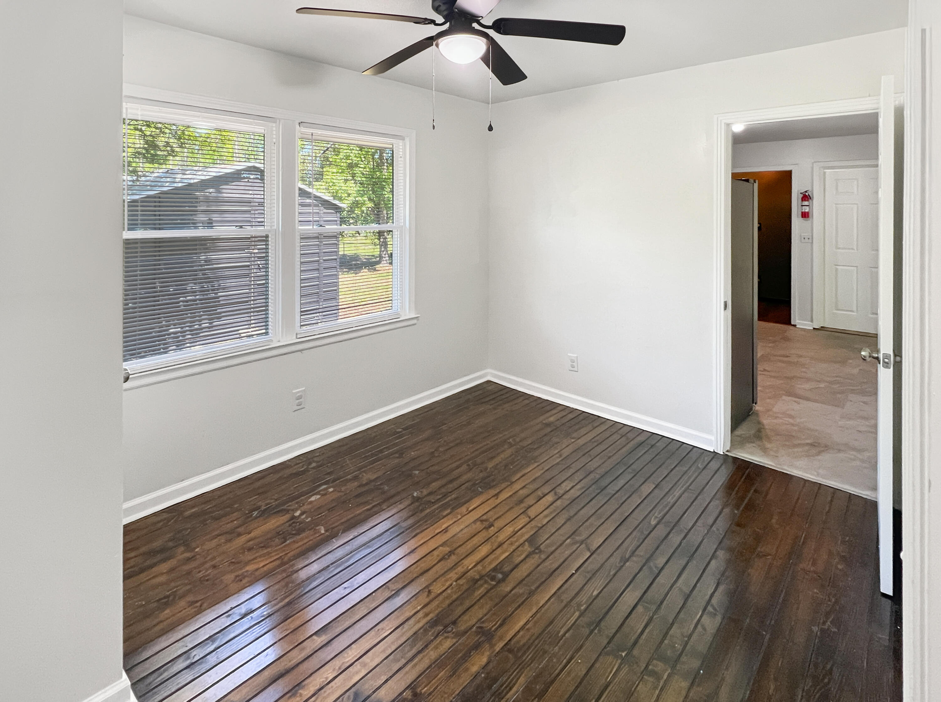 1909 Melrose Drive Property Photo 11
