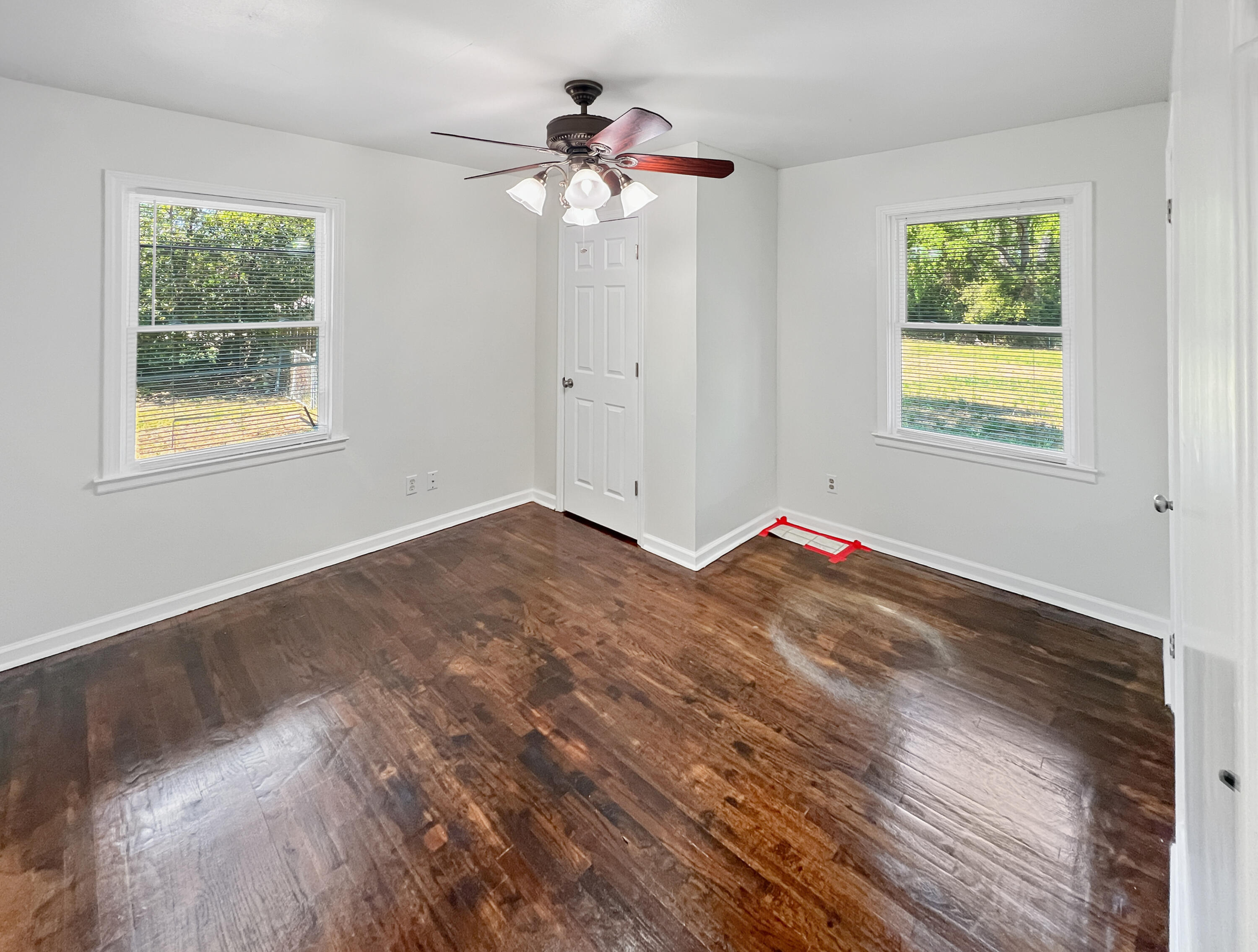 1909 Melrose Drive Property Photo 12