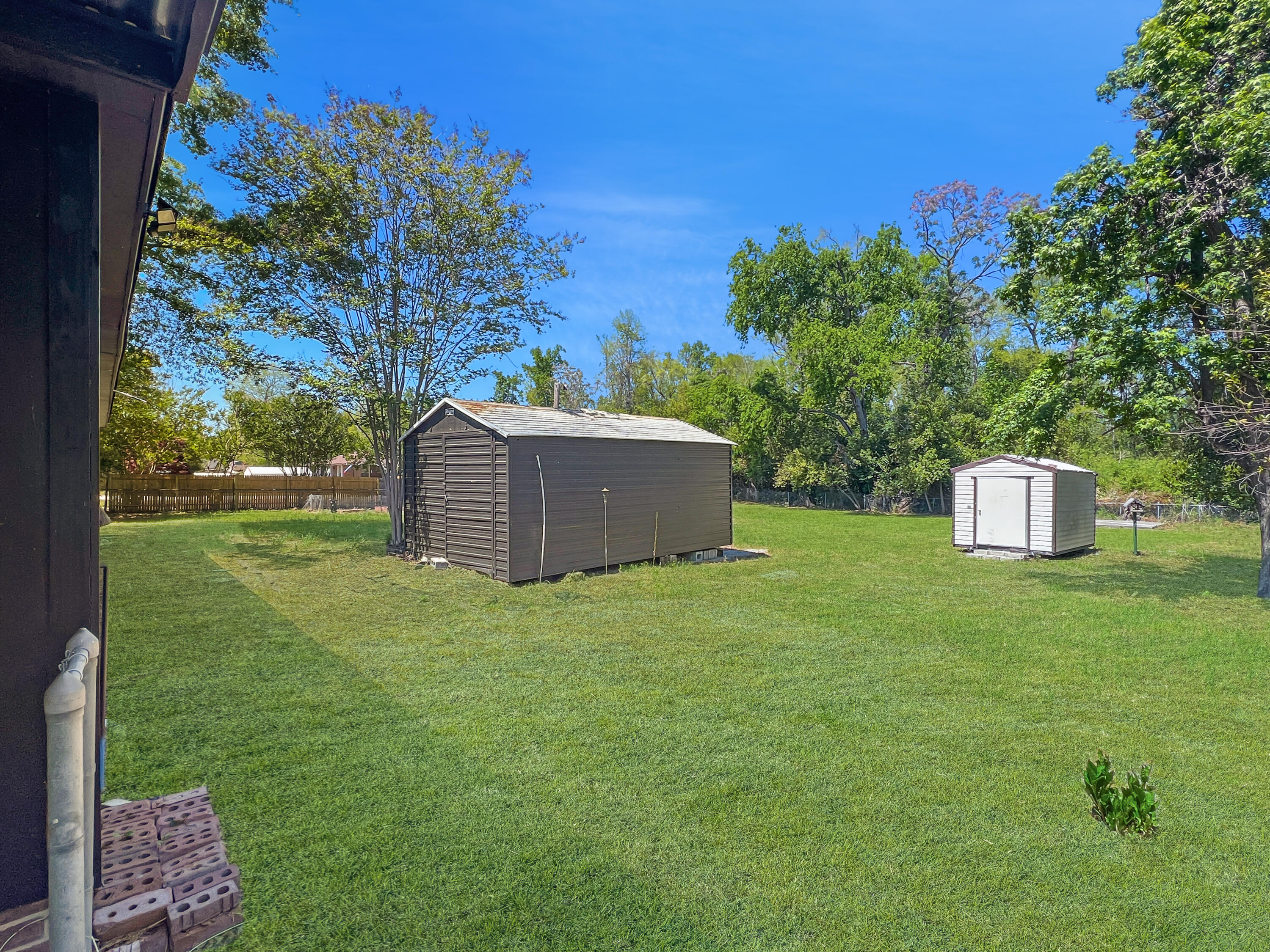 1909 Melrose Drive Property Photo 26