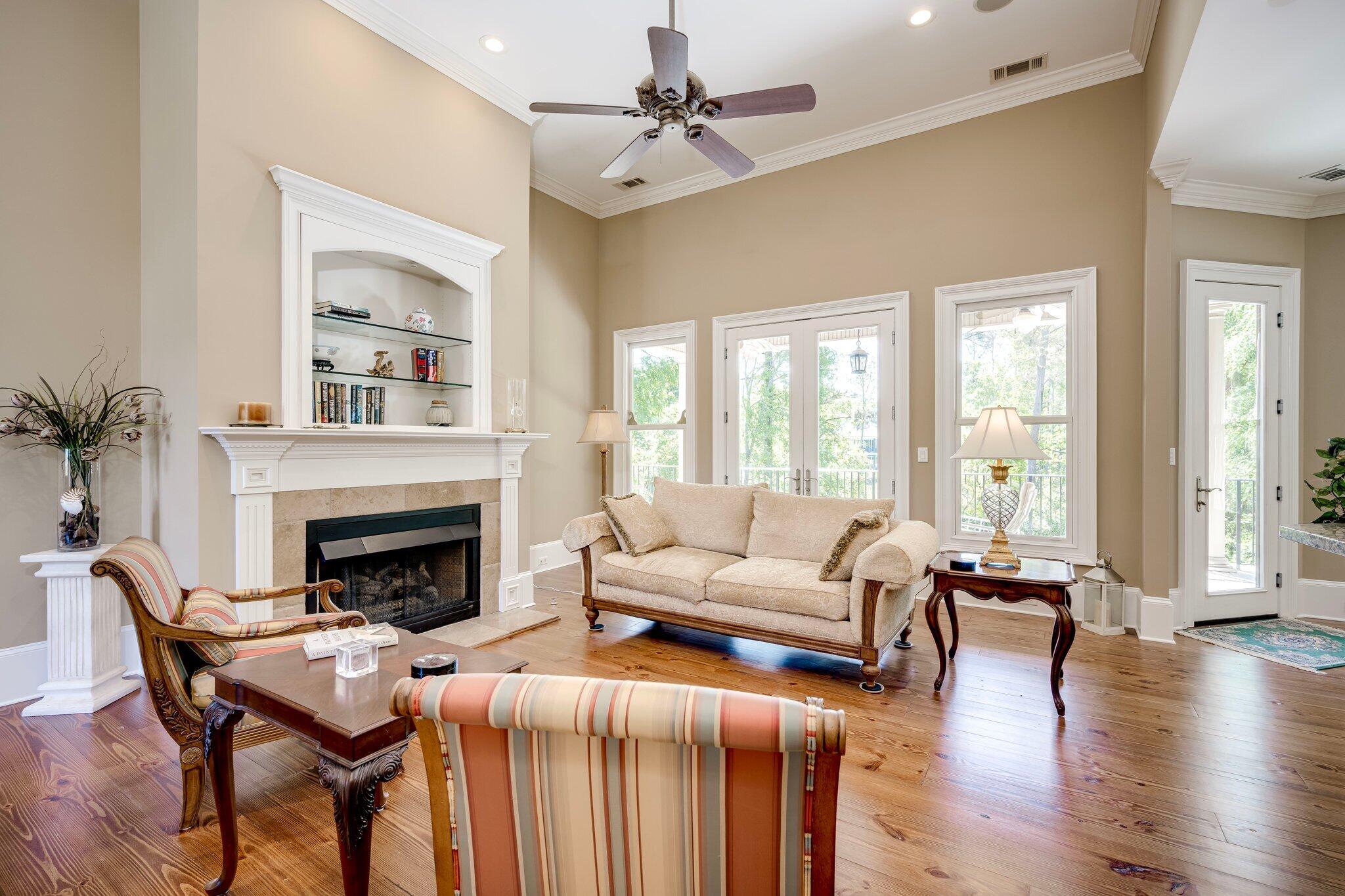 608 Emerald Crossing Property Photo 11