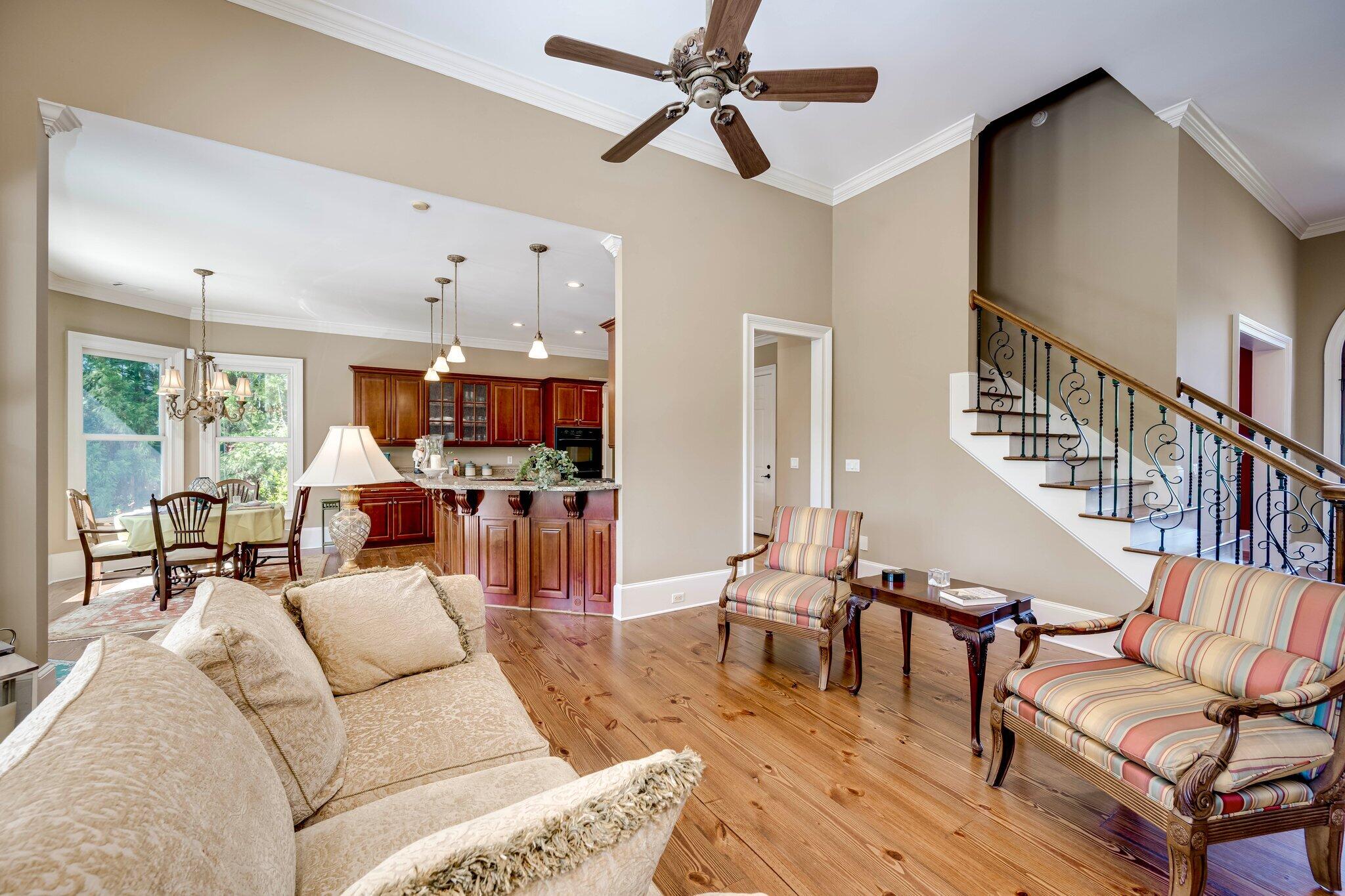 608 Emerald Crossing Property Photo 14