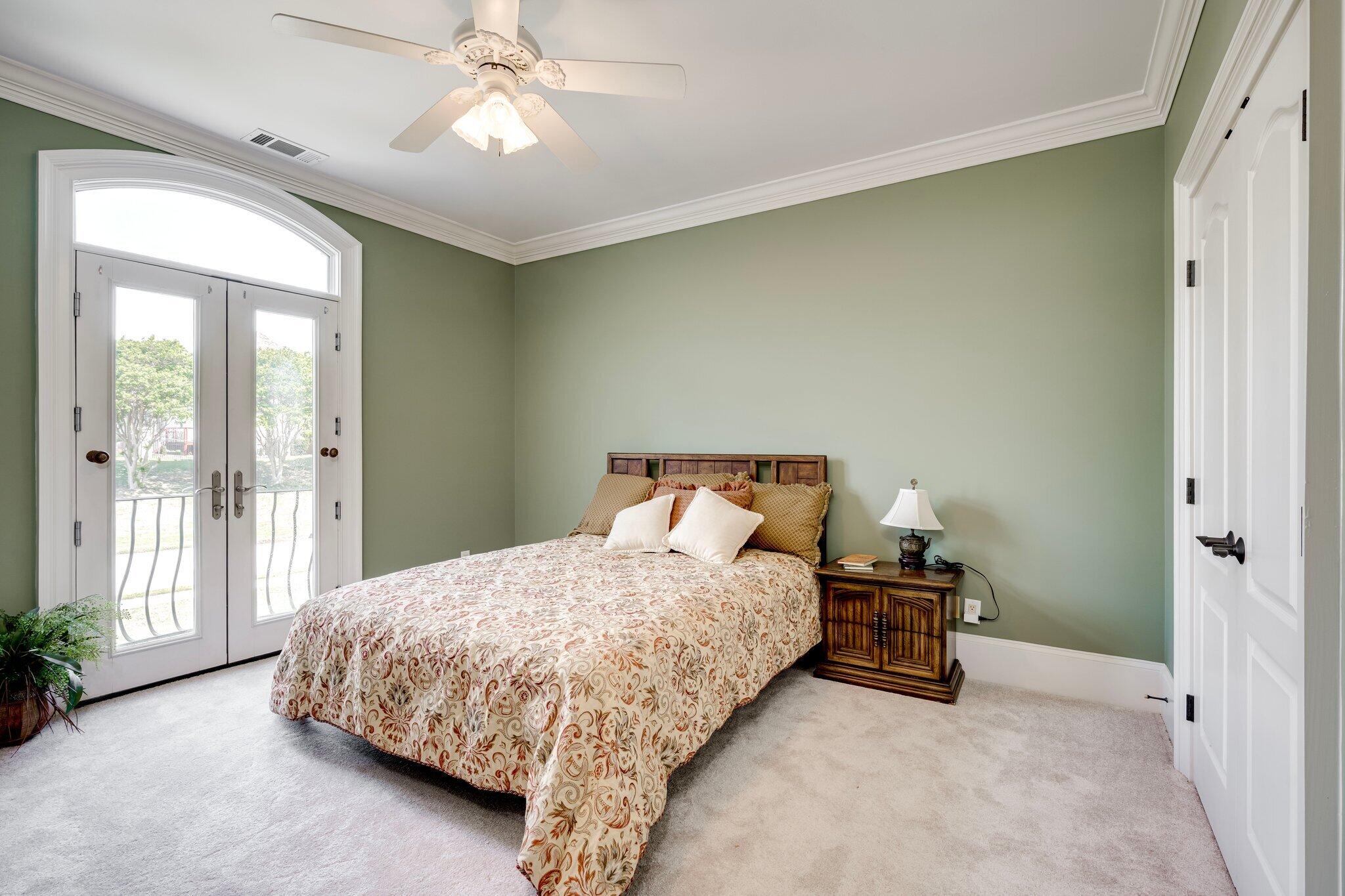 608 Emerald Crossing Property Photo 29