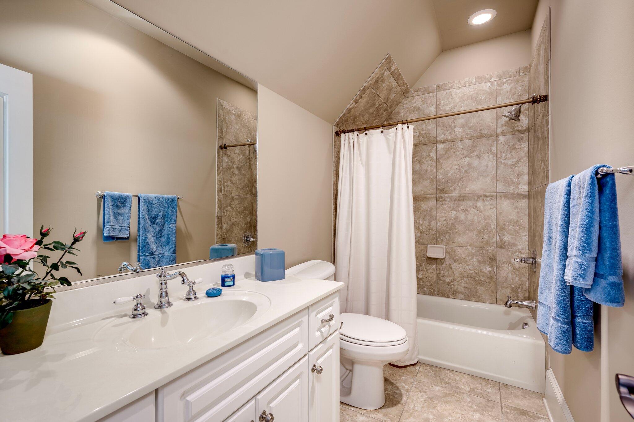 608 Emerald Crossing Property Photo 34