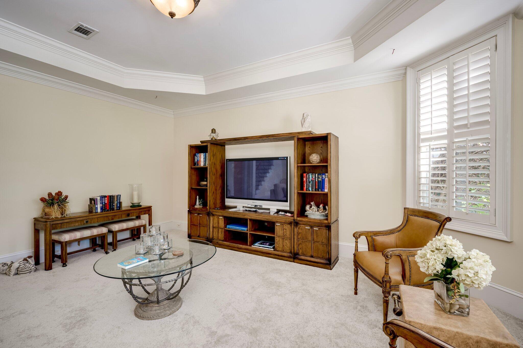 608 Emerald Crossing Property Photo 49