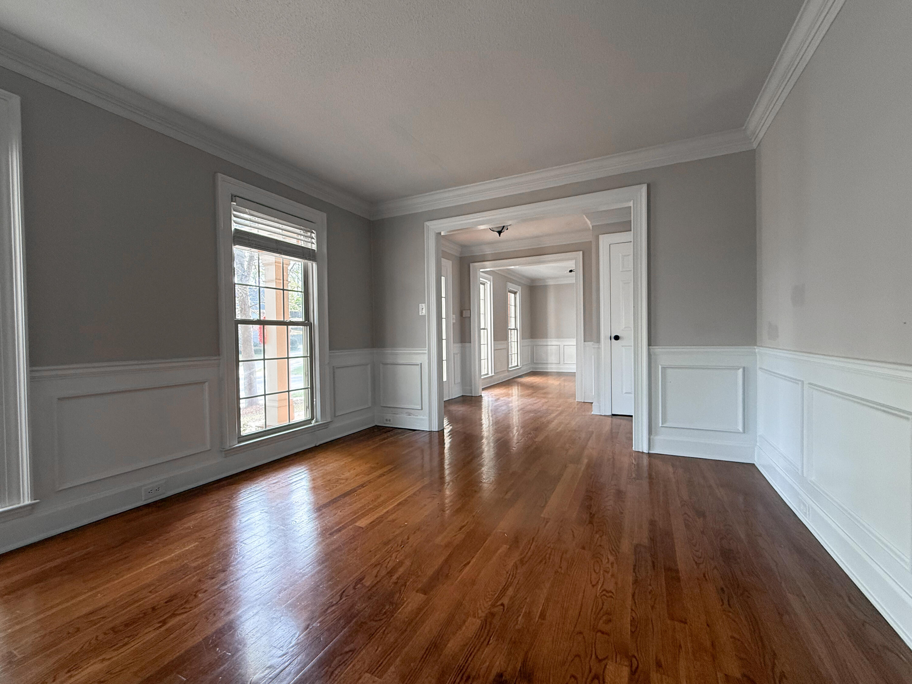 138 Lenox Parkway Property Photo 6