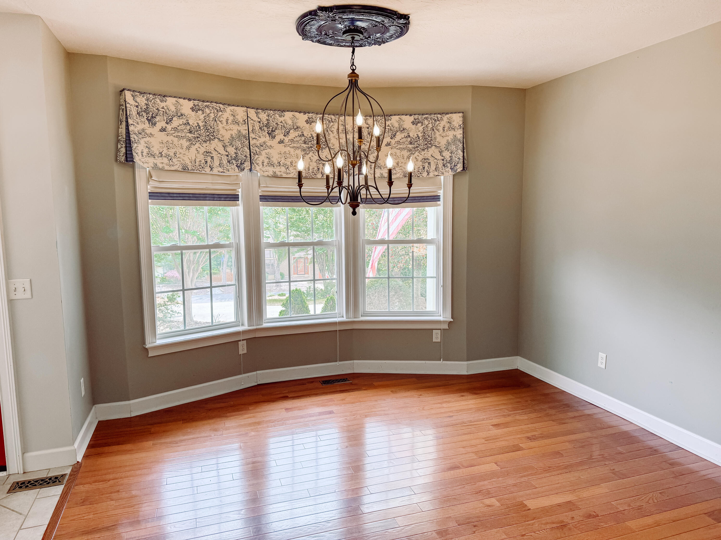 174 Tara Drive Property Photo 6