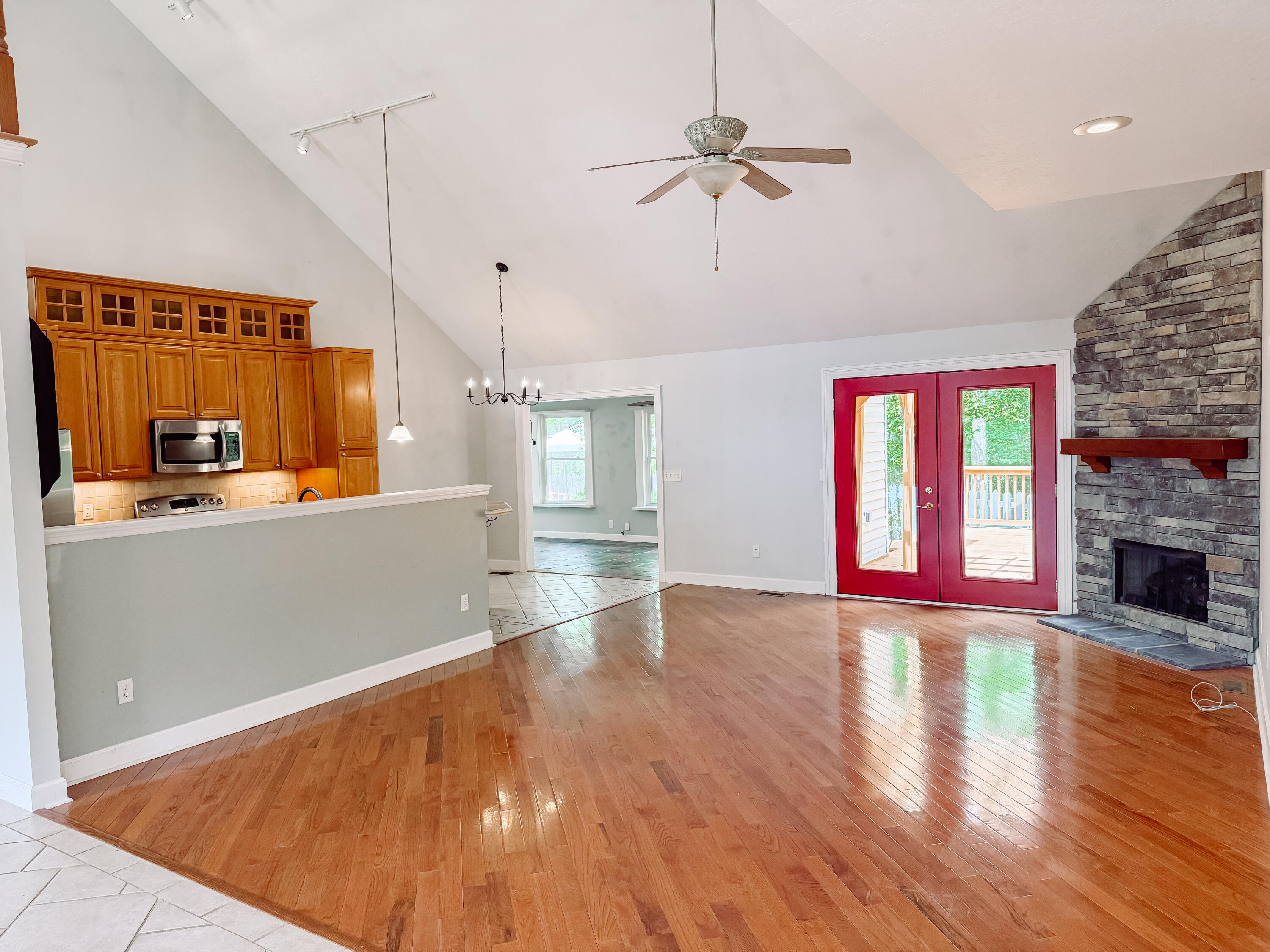 174 Tara Drive Property Photo 7
