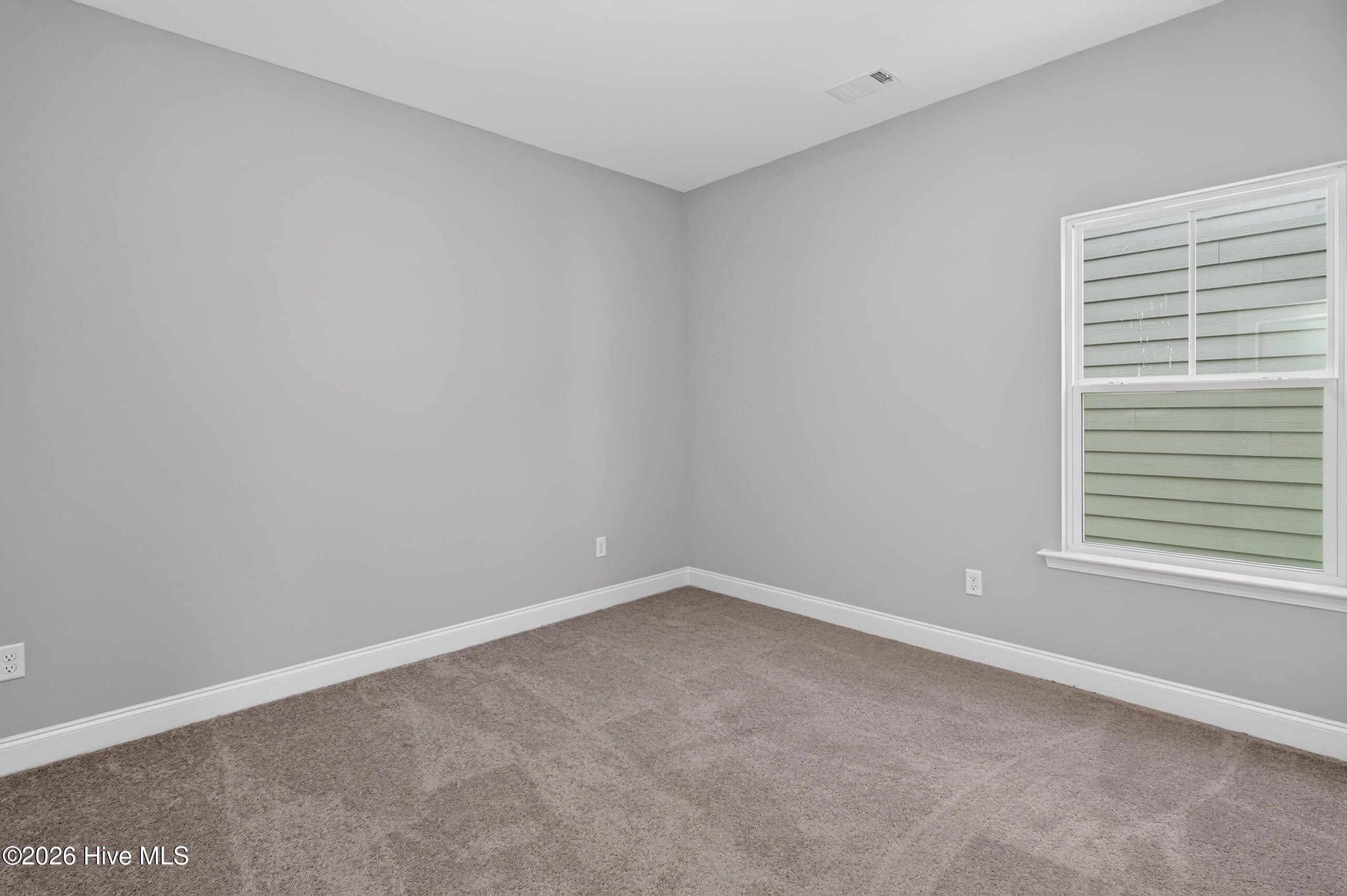 570 Pherson Street Property Photo 7