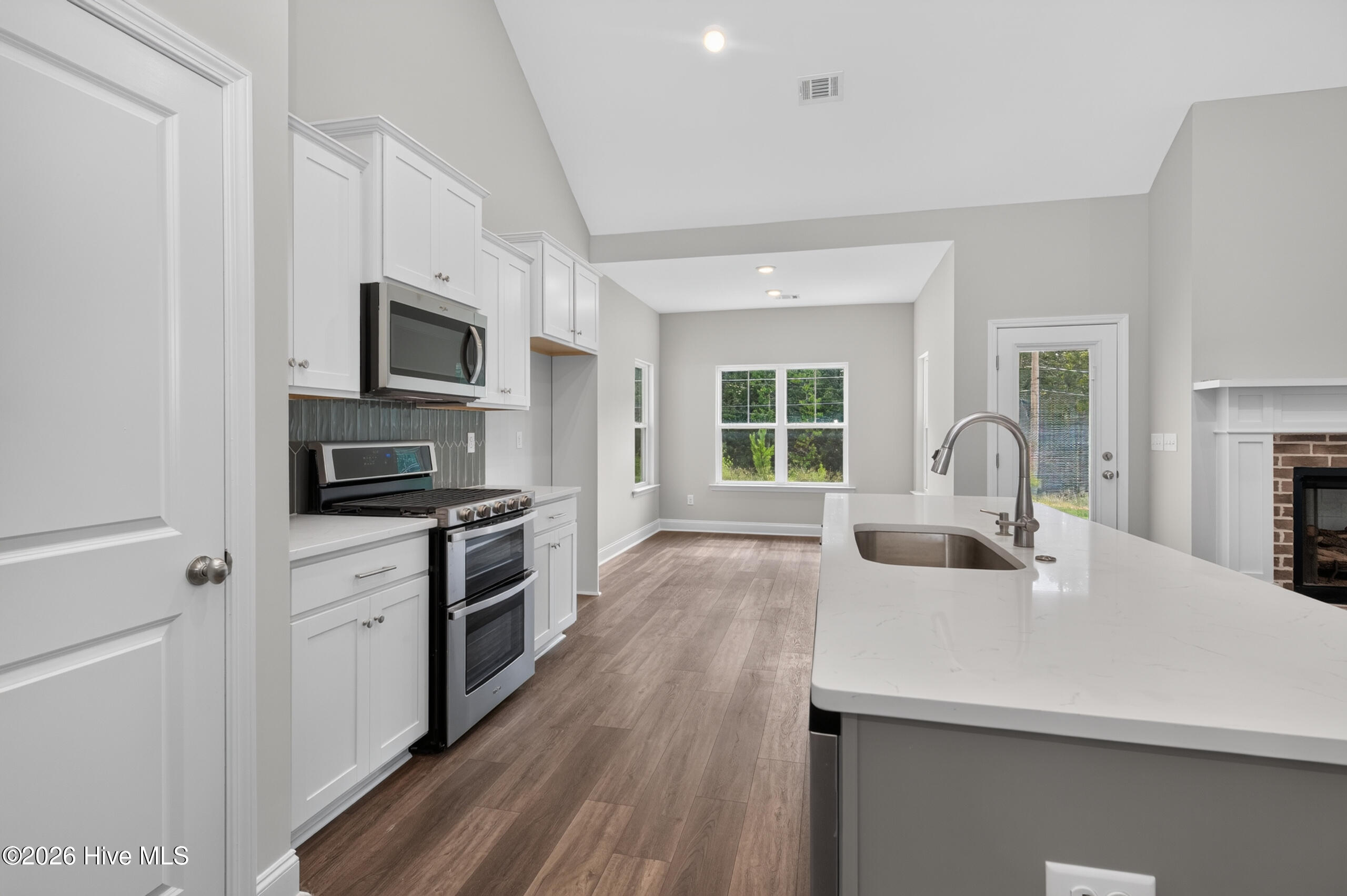 570 Pherson Street Property Photo 11