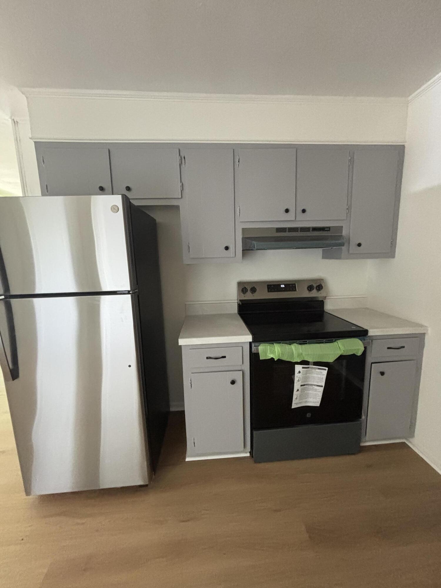 1813 Empress Avenue Property Photo 14