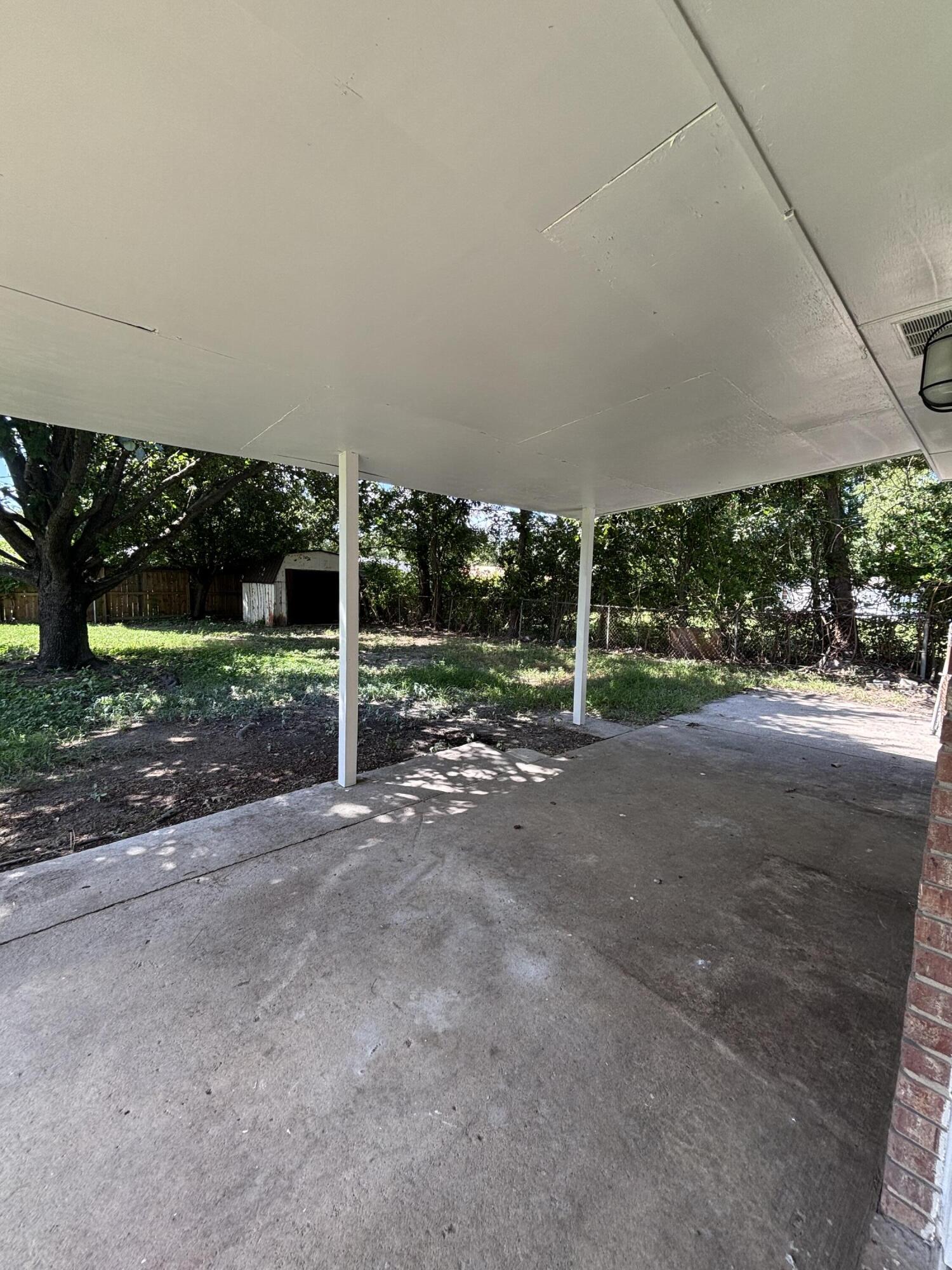 1813 Empress Avenue Property Photo 21