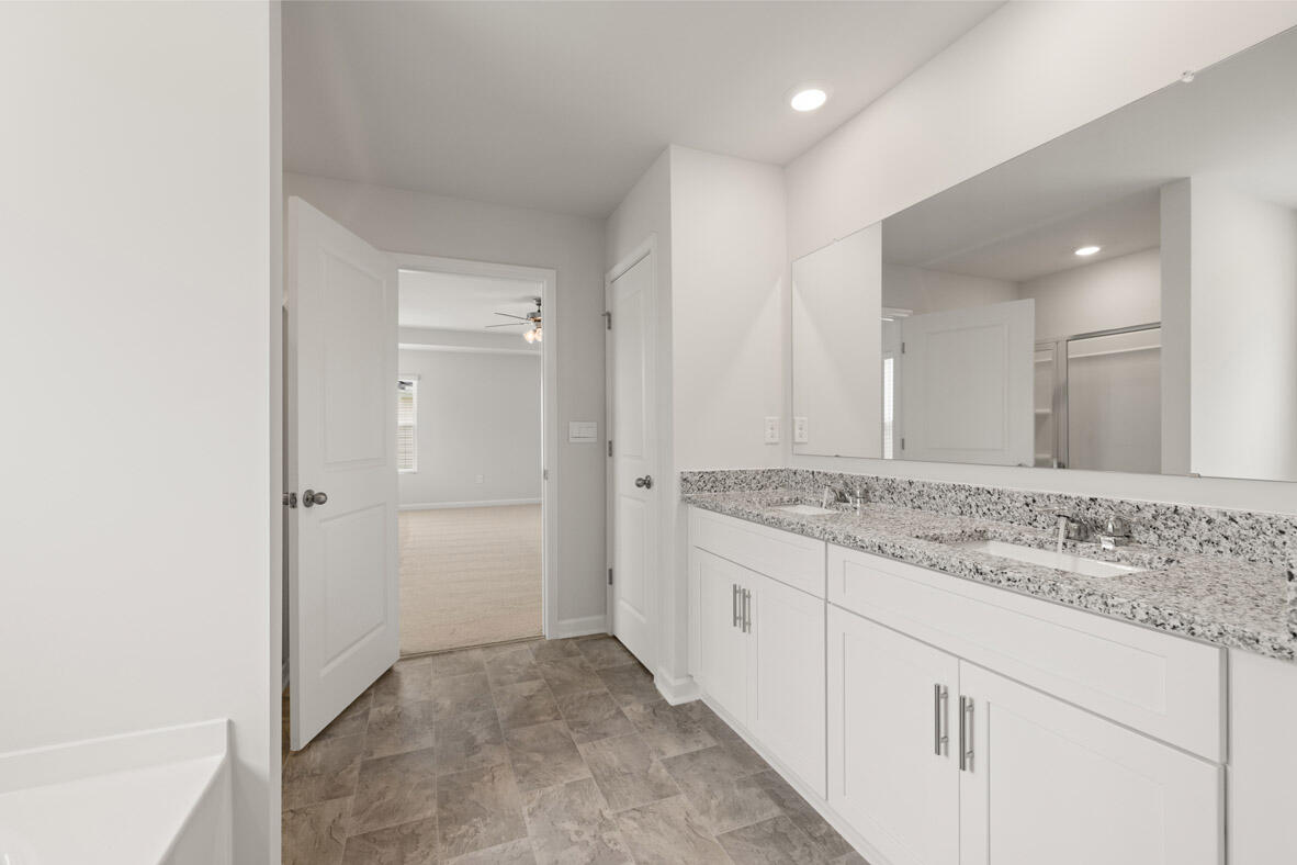 4594 Crimson Pass Property Photo 14