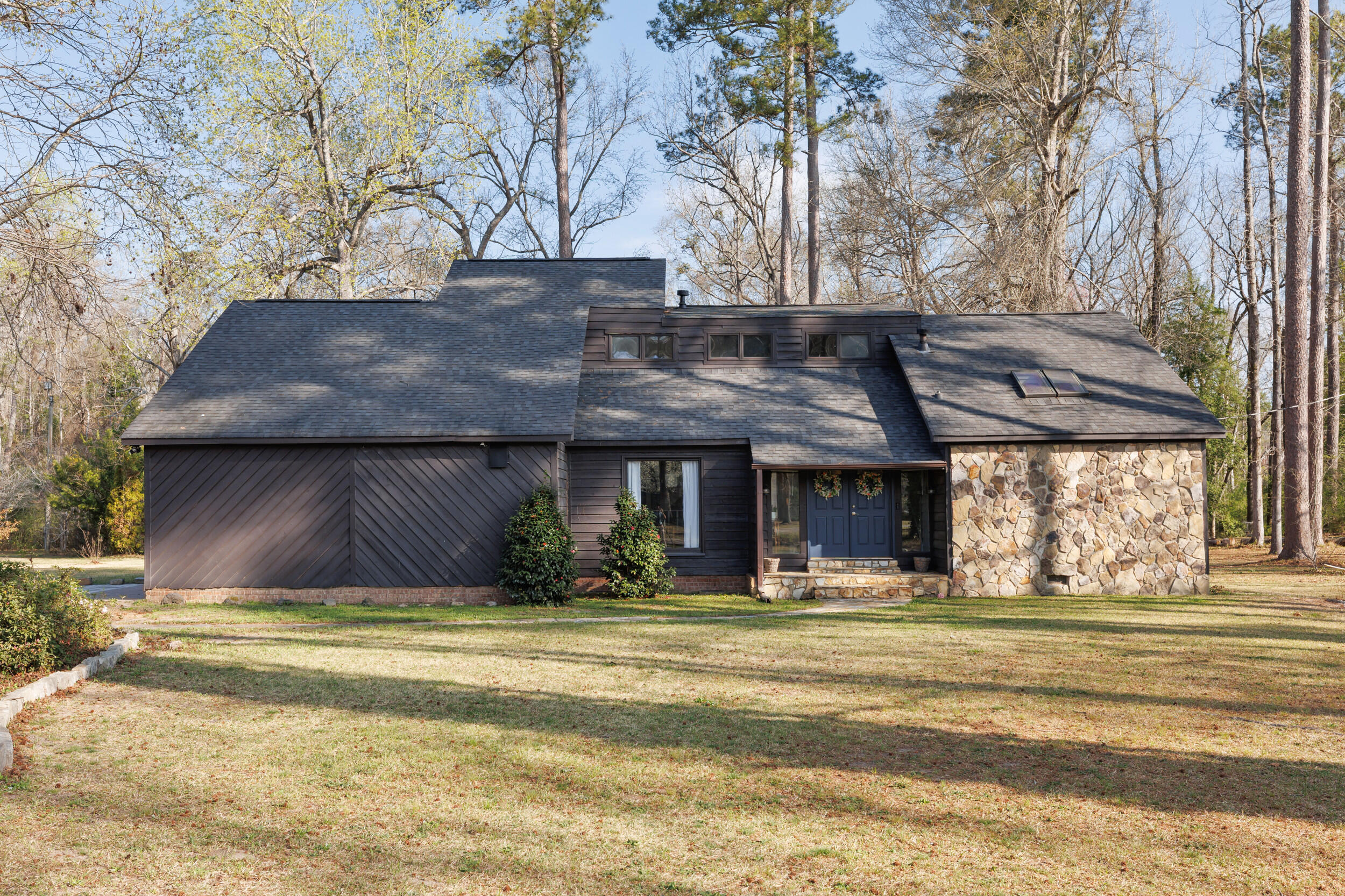 4002 Burning Tree Lane Property Photo 3