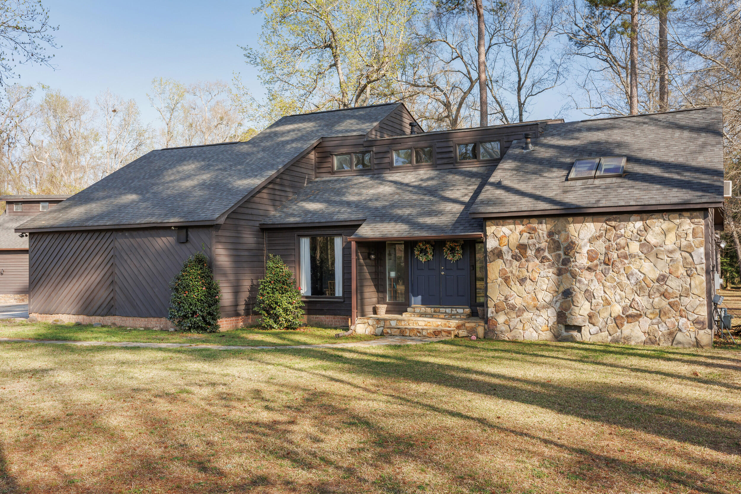 4002 Burning Tree Lane Property Photo 4
