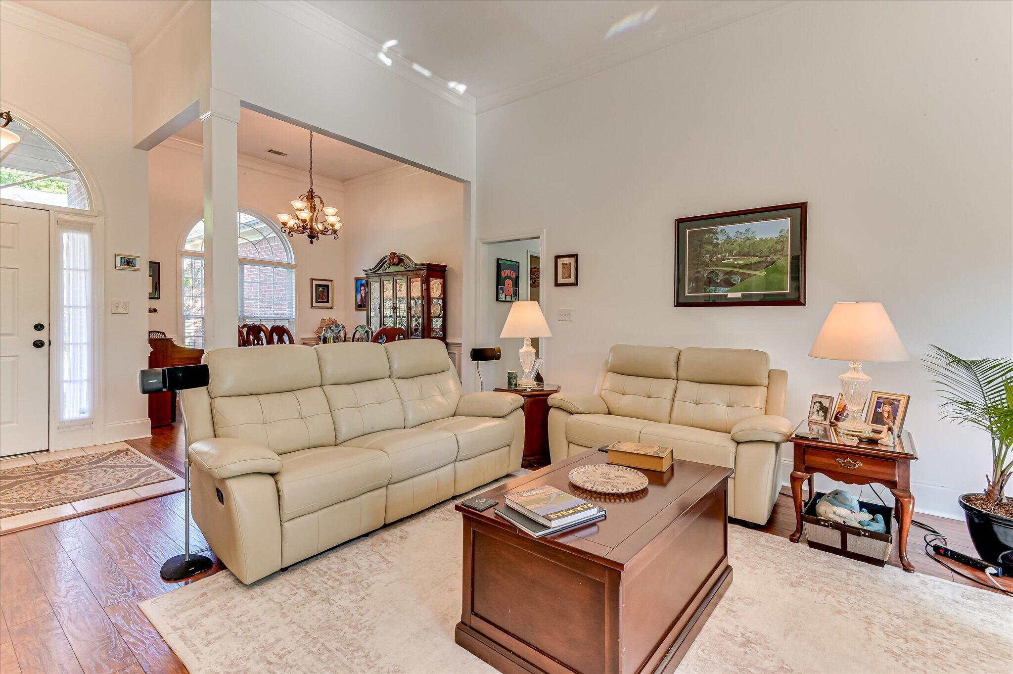 4895 Somerset Drive Property Photo 11