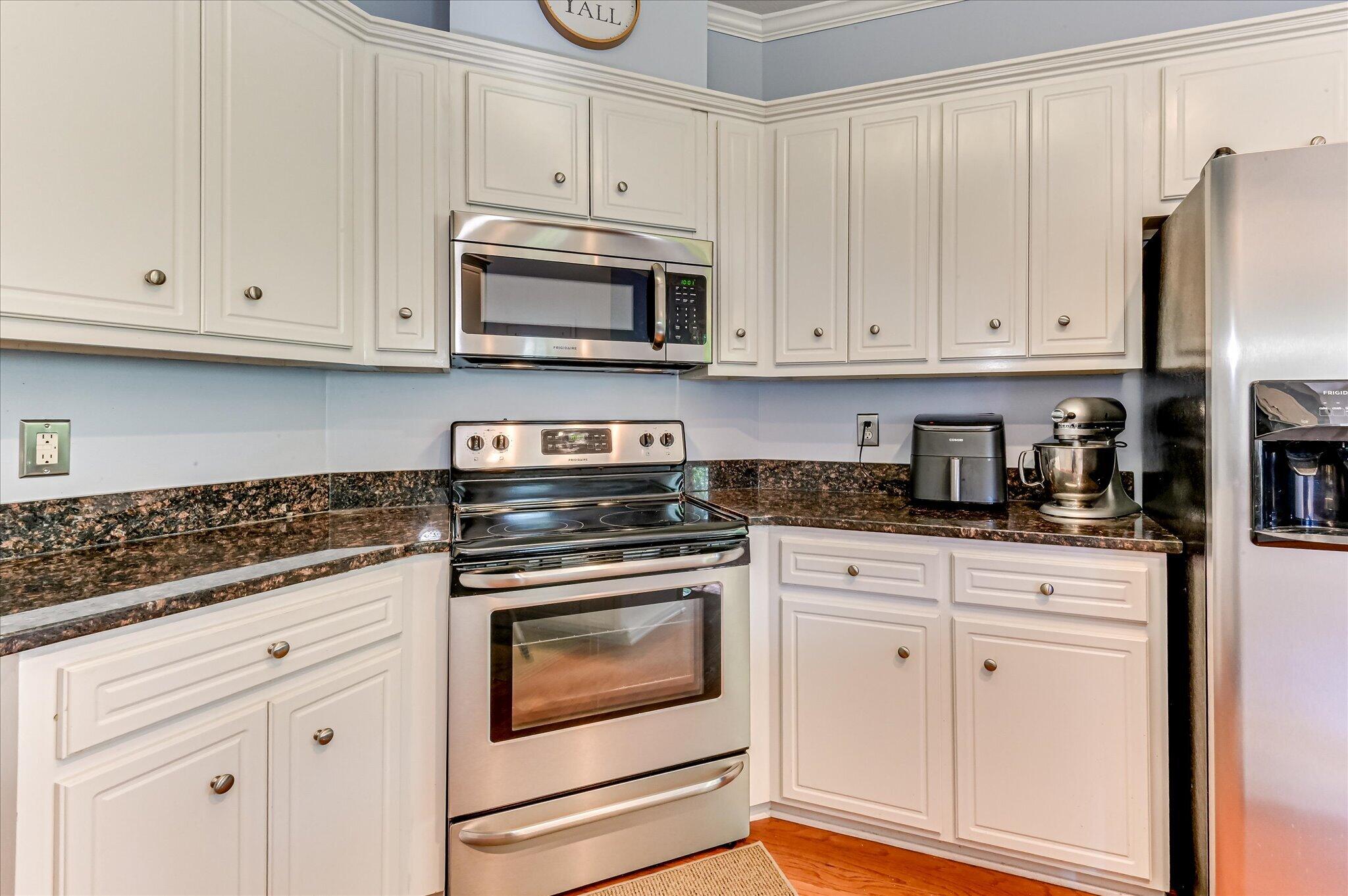 4895 Somerset Drive Property Photo 16