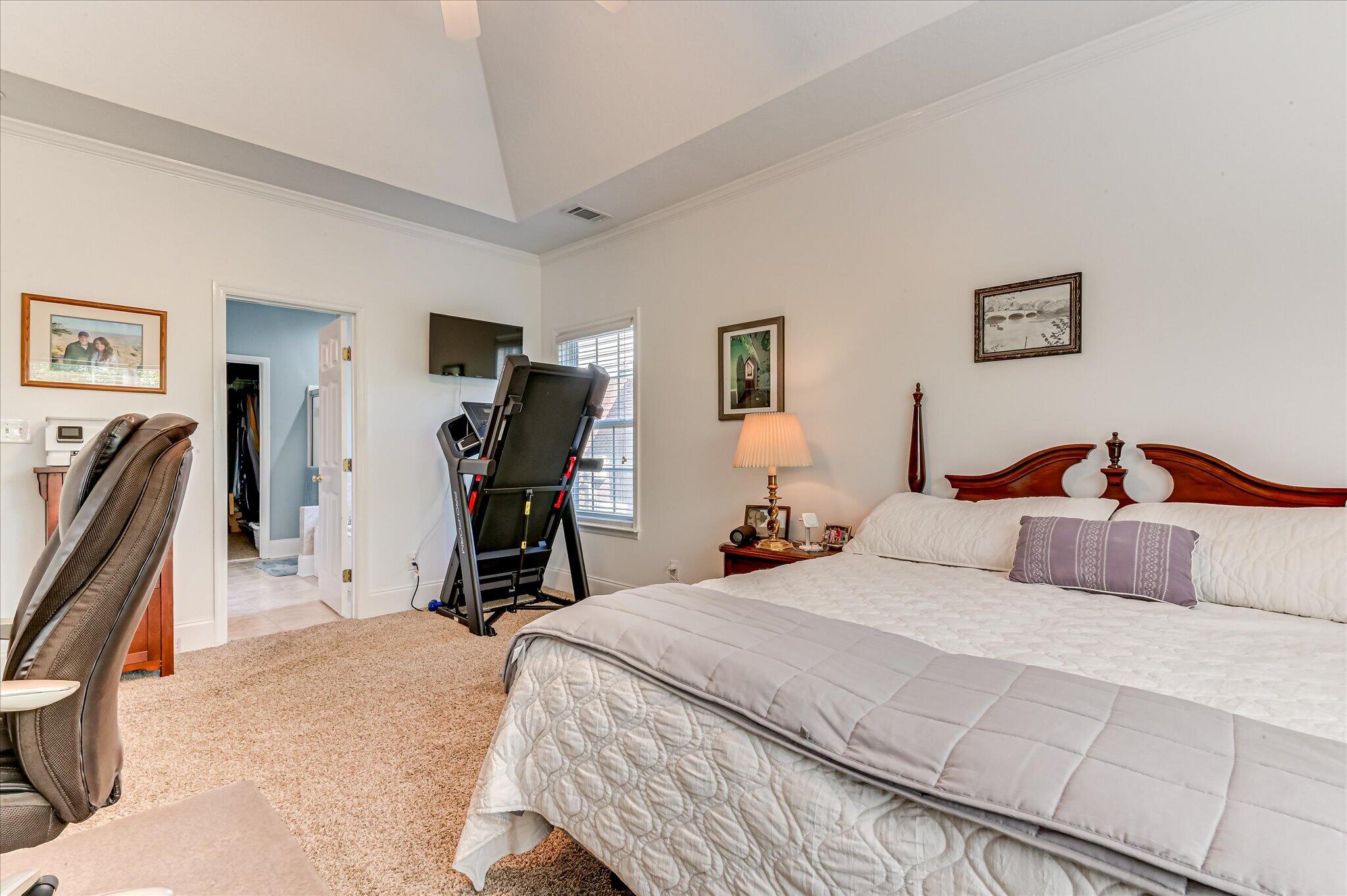 4895 Somerset Drive Property Photo 24