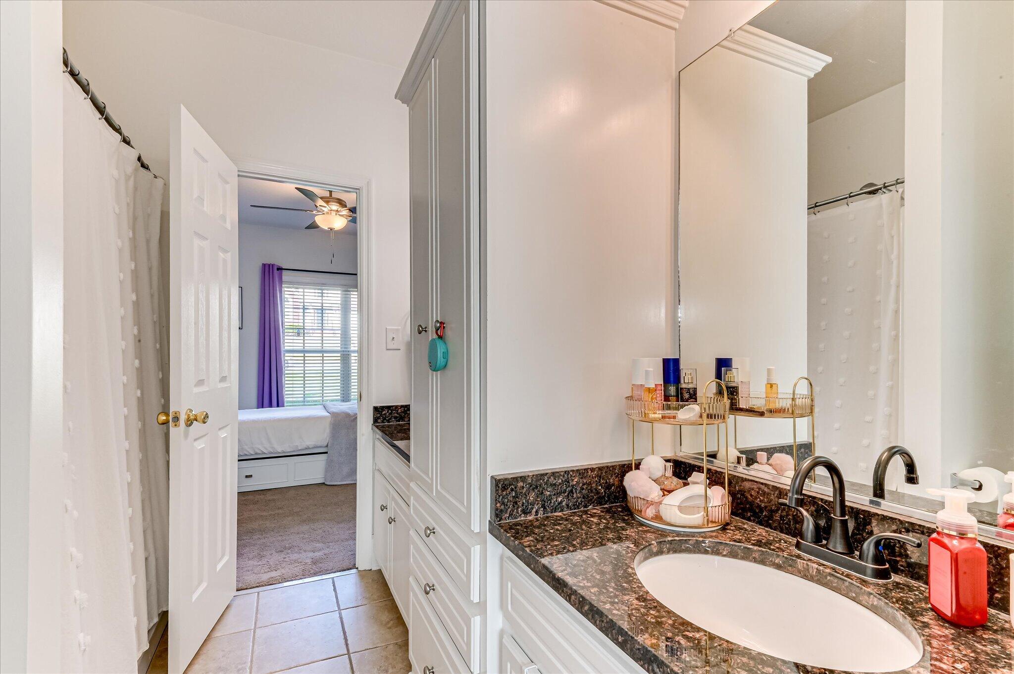 4895 Somerset Drive Property Photo 33