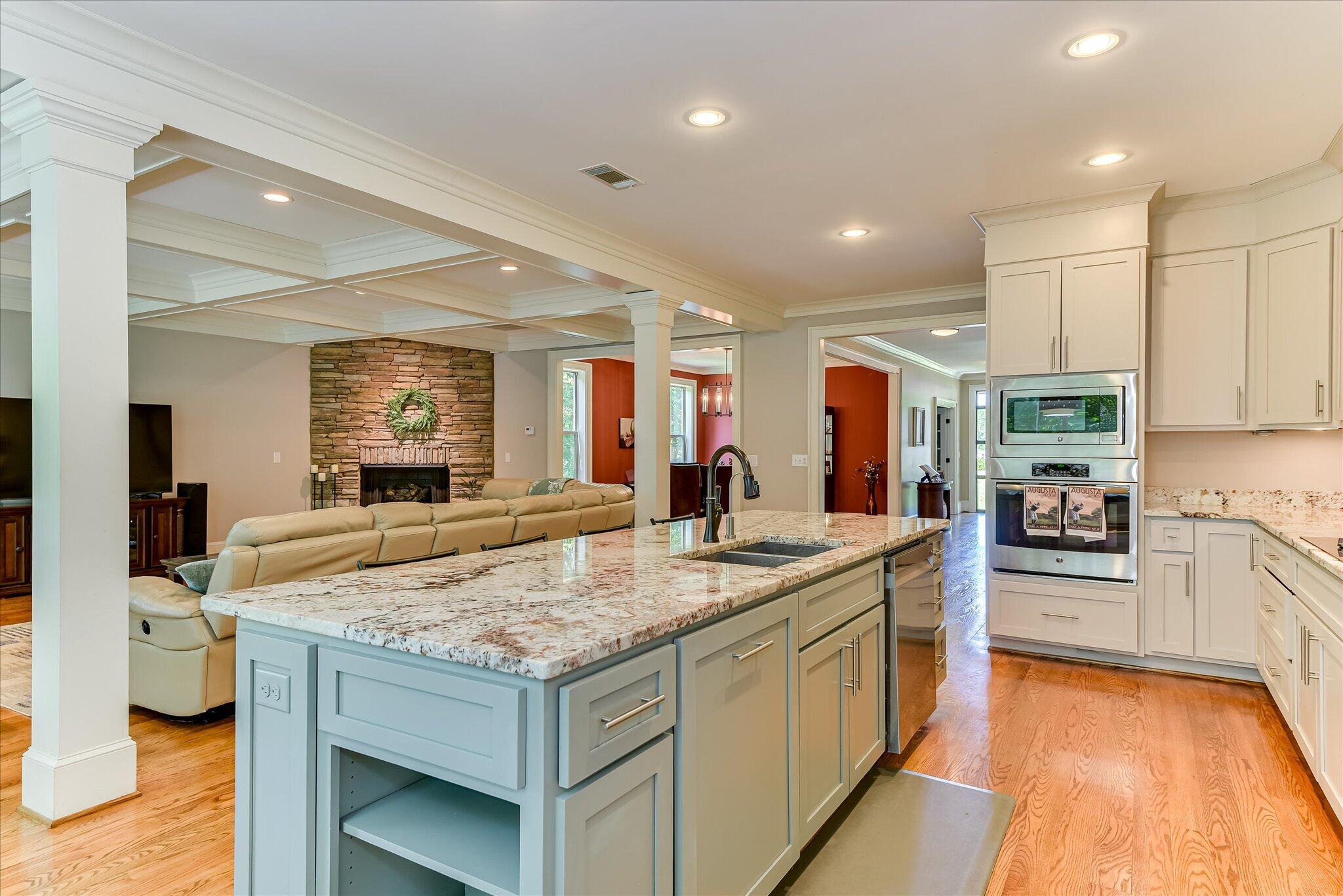 251 River Wind Drive Property Photo 12