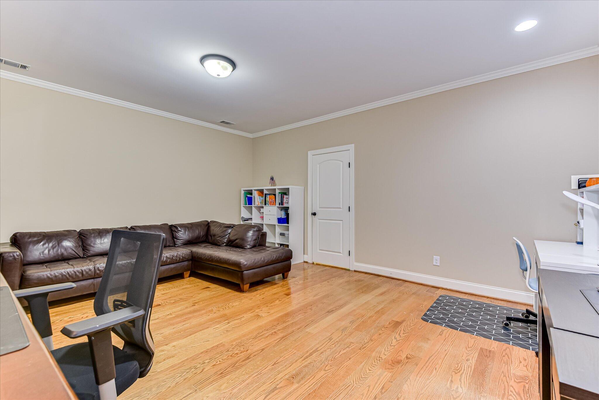 251 River Wind Drive Property Photo 40