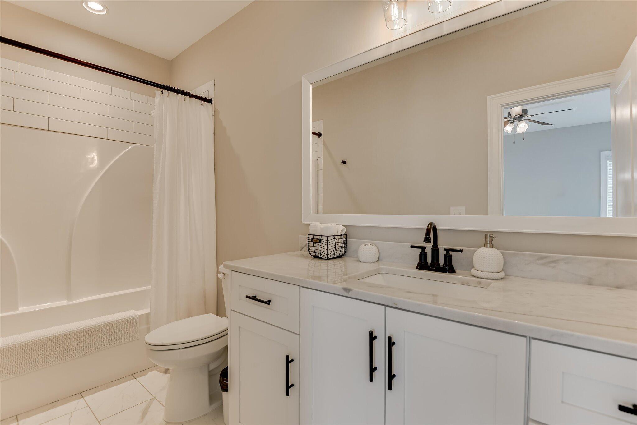 566 River Oaks Lane Property Photo 43