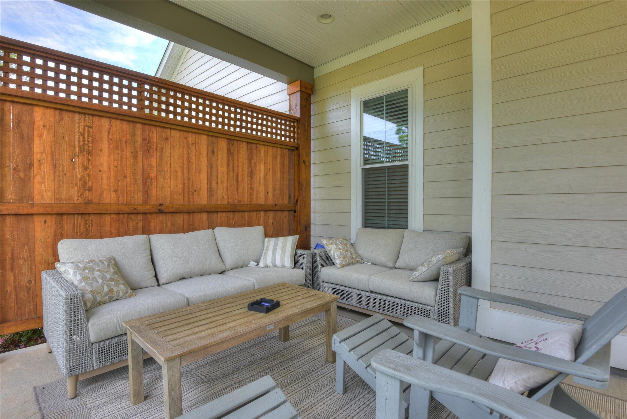 566 River Oaks Lane Property Photo 45