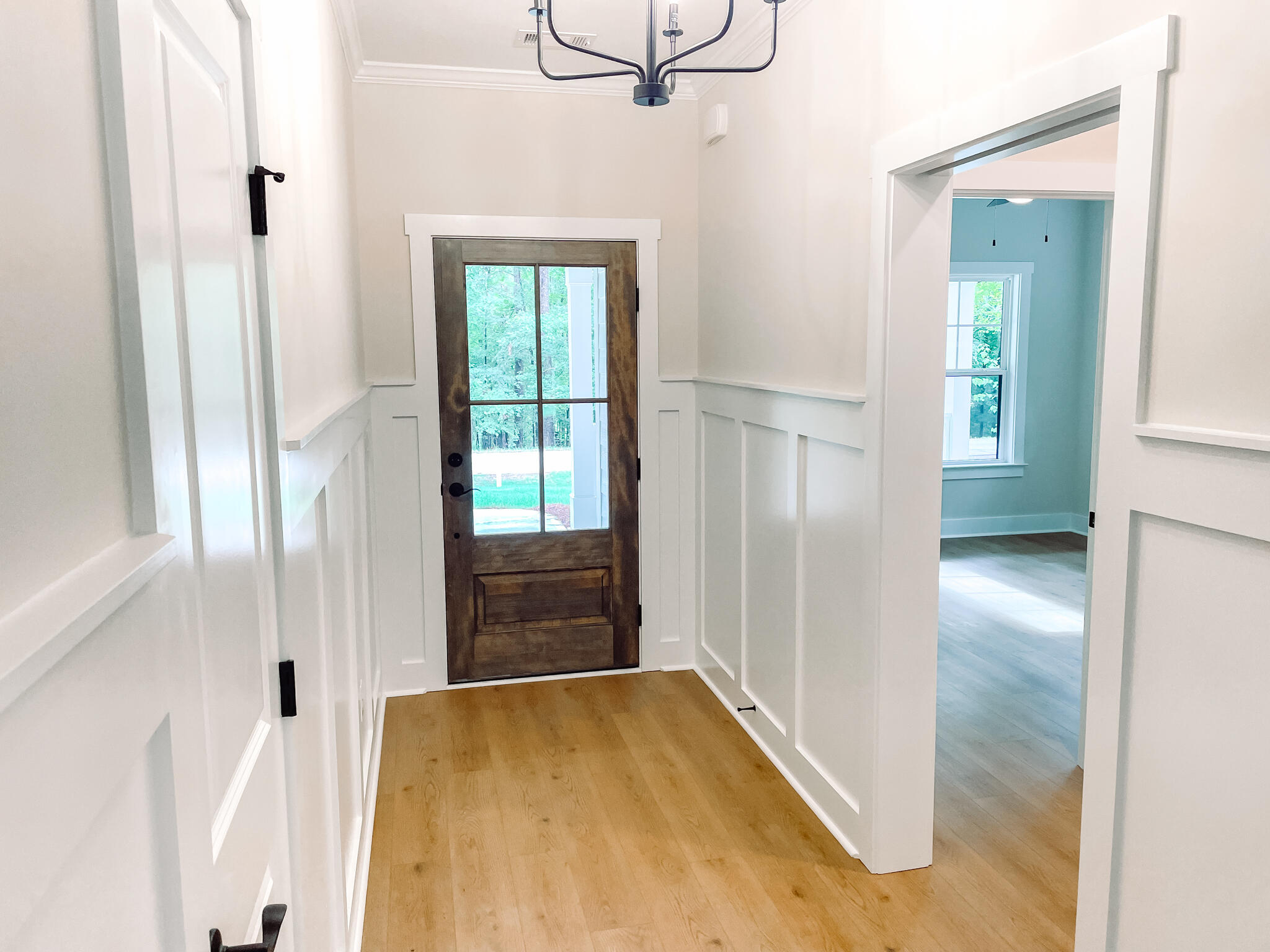 114 Rhett Drive Property Photo 2