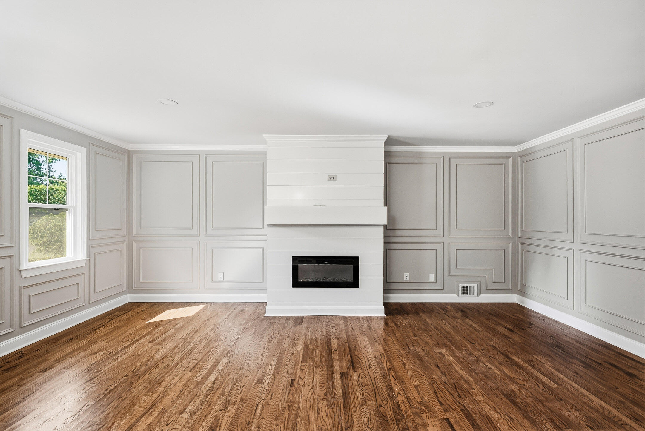 302 Barnard Avenue Property Photo 10