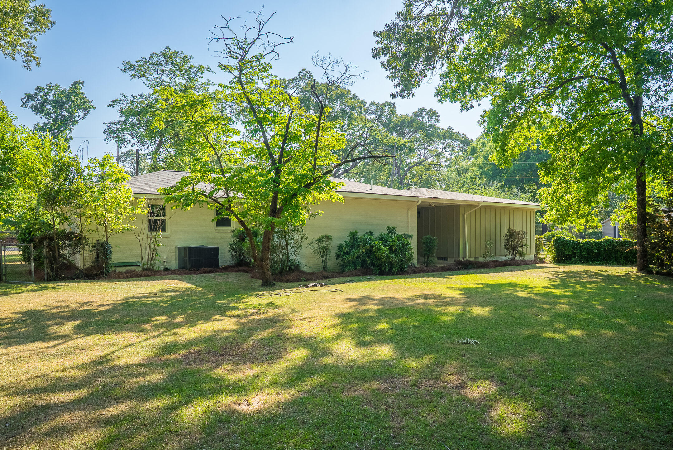 302 Barnard Avenue Property Photo 15