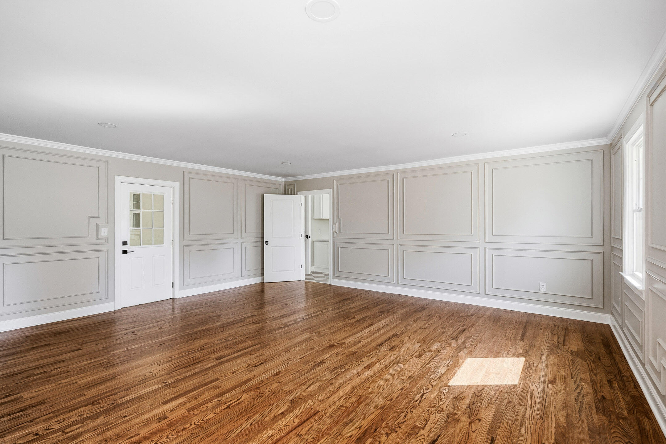 302 Barnard Avenue Property Photo 38
