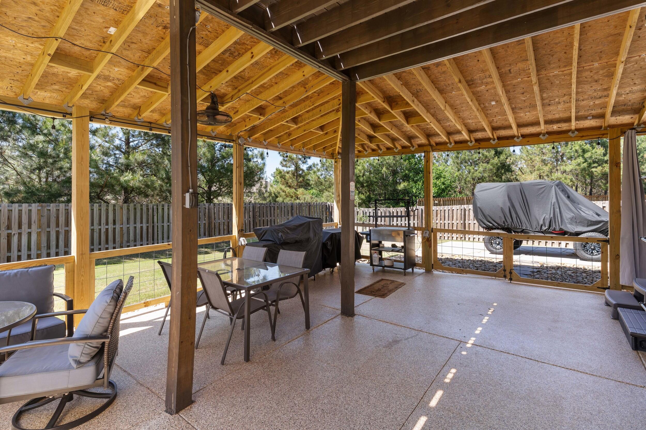 4824 Tanner Oaks Drive Property Photo 39